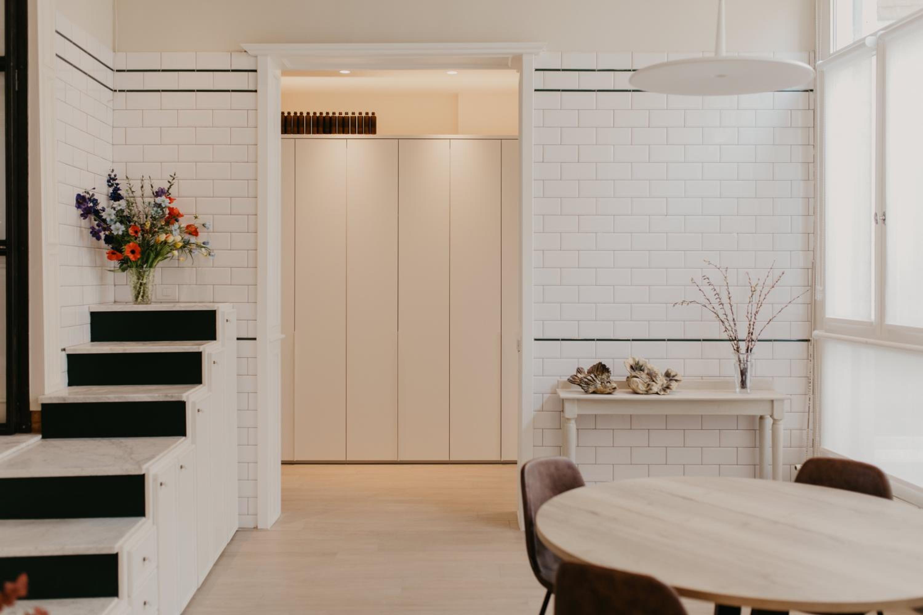 Blue Bird Residence Suite Moriaan