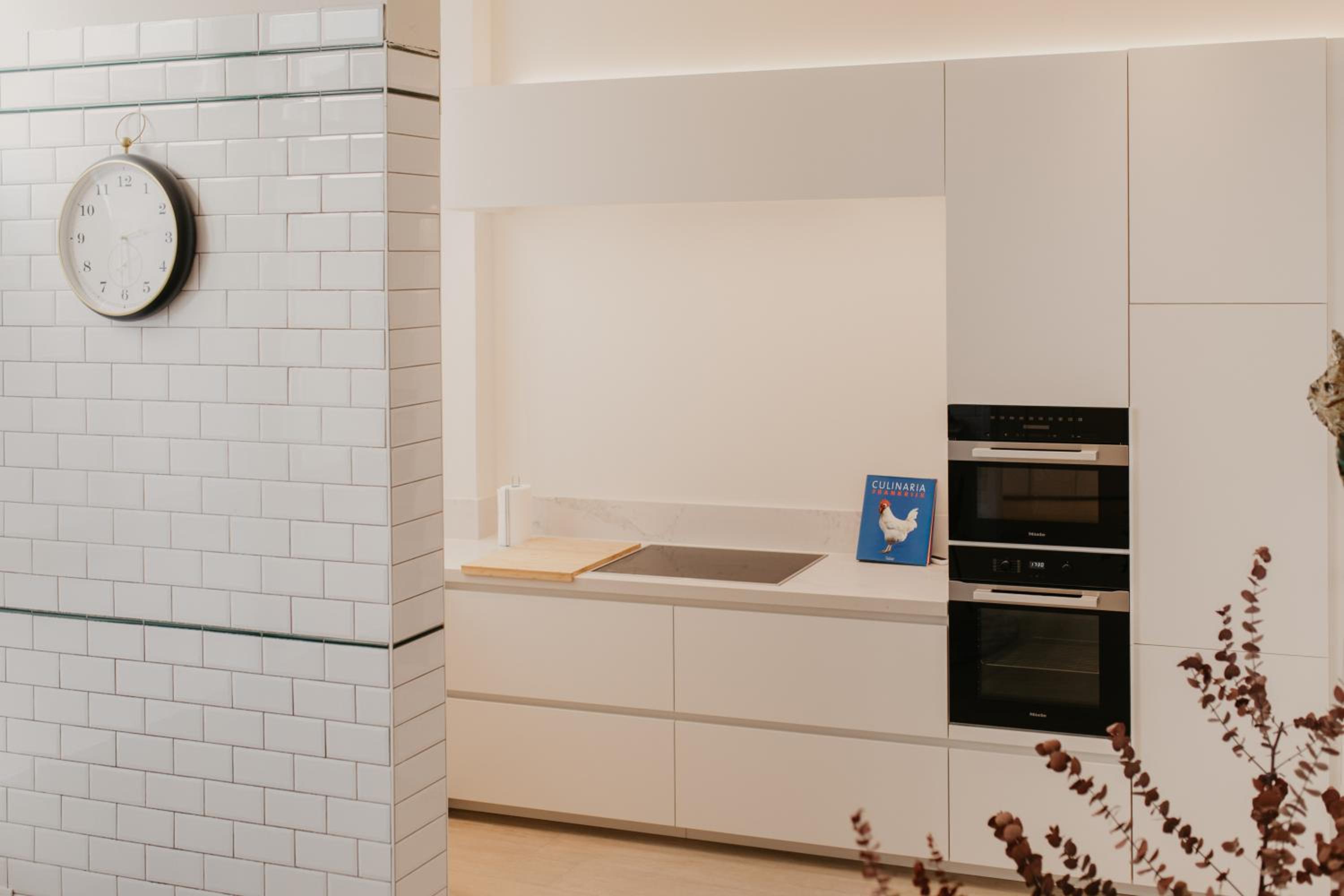 Blue Bird Residence Suite Moriaan
