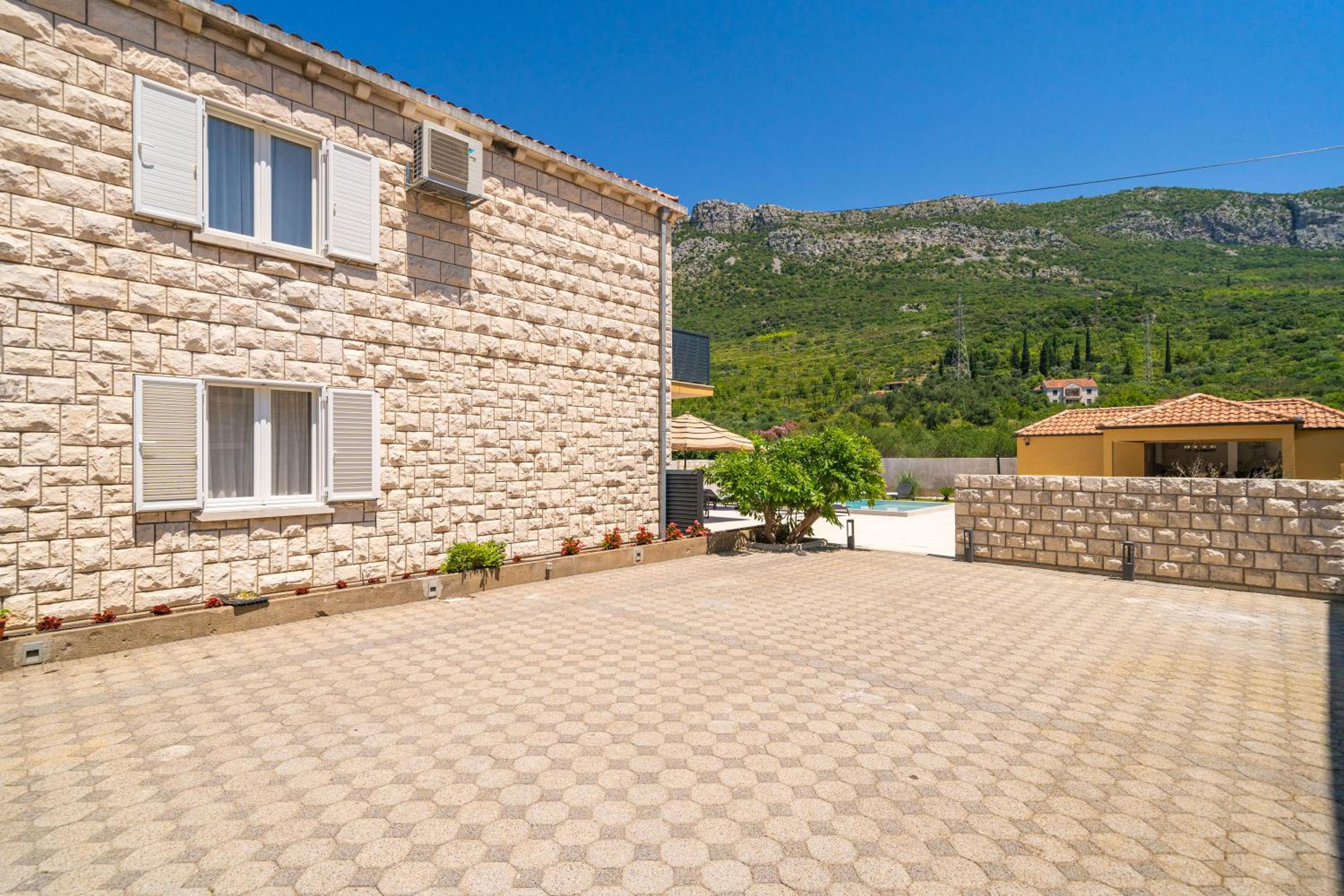 Hotel Villa MarLea - Image 1