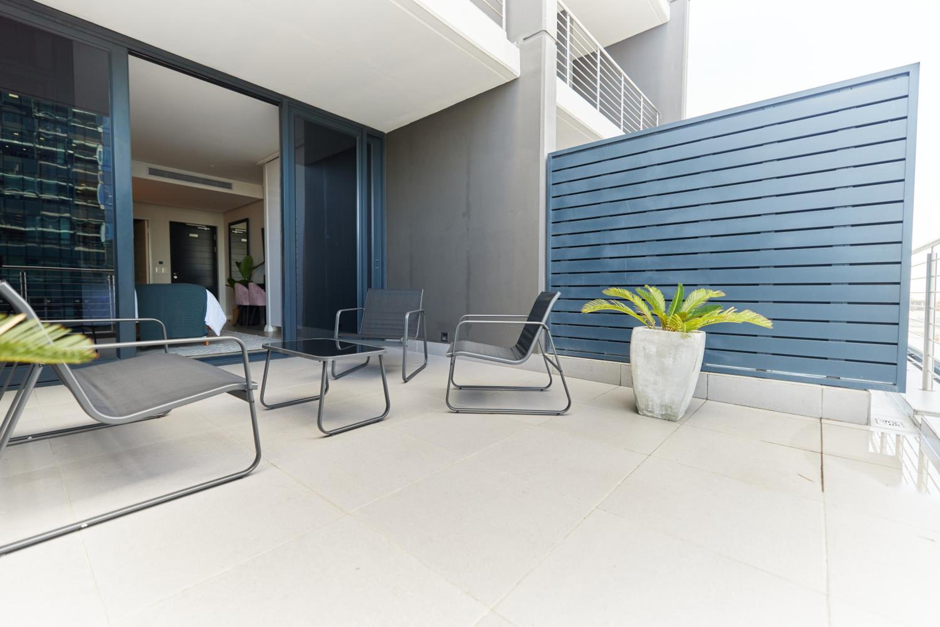 Stunning 12th floor apartment with private balcony at 16onBree