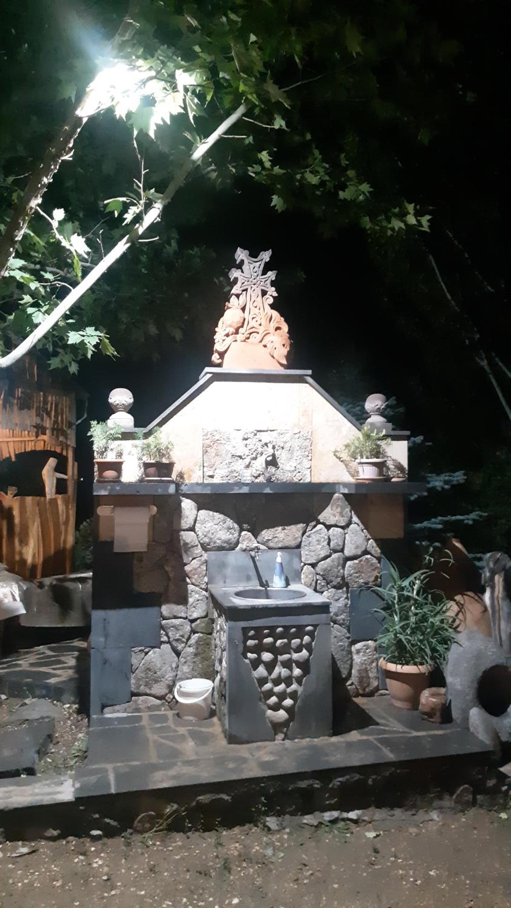 Luiza Guest House