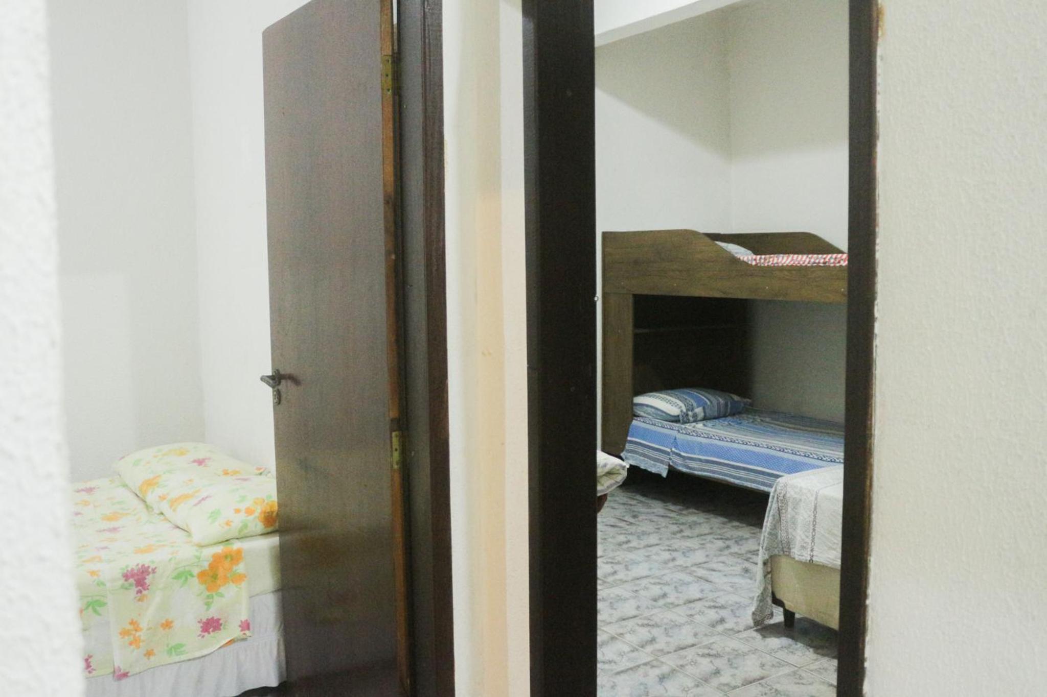 Apartamento Inteiro Central 2 Quartos e Kitnet Inteira 01 quarto