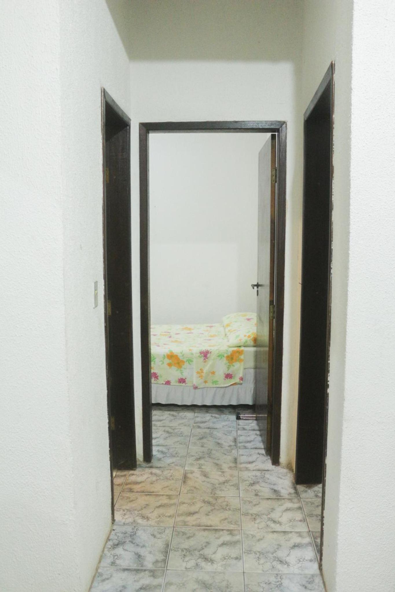 Apartamento Inteiro Central 2 Quartos e Kitnet Inteira 01 quarto
