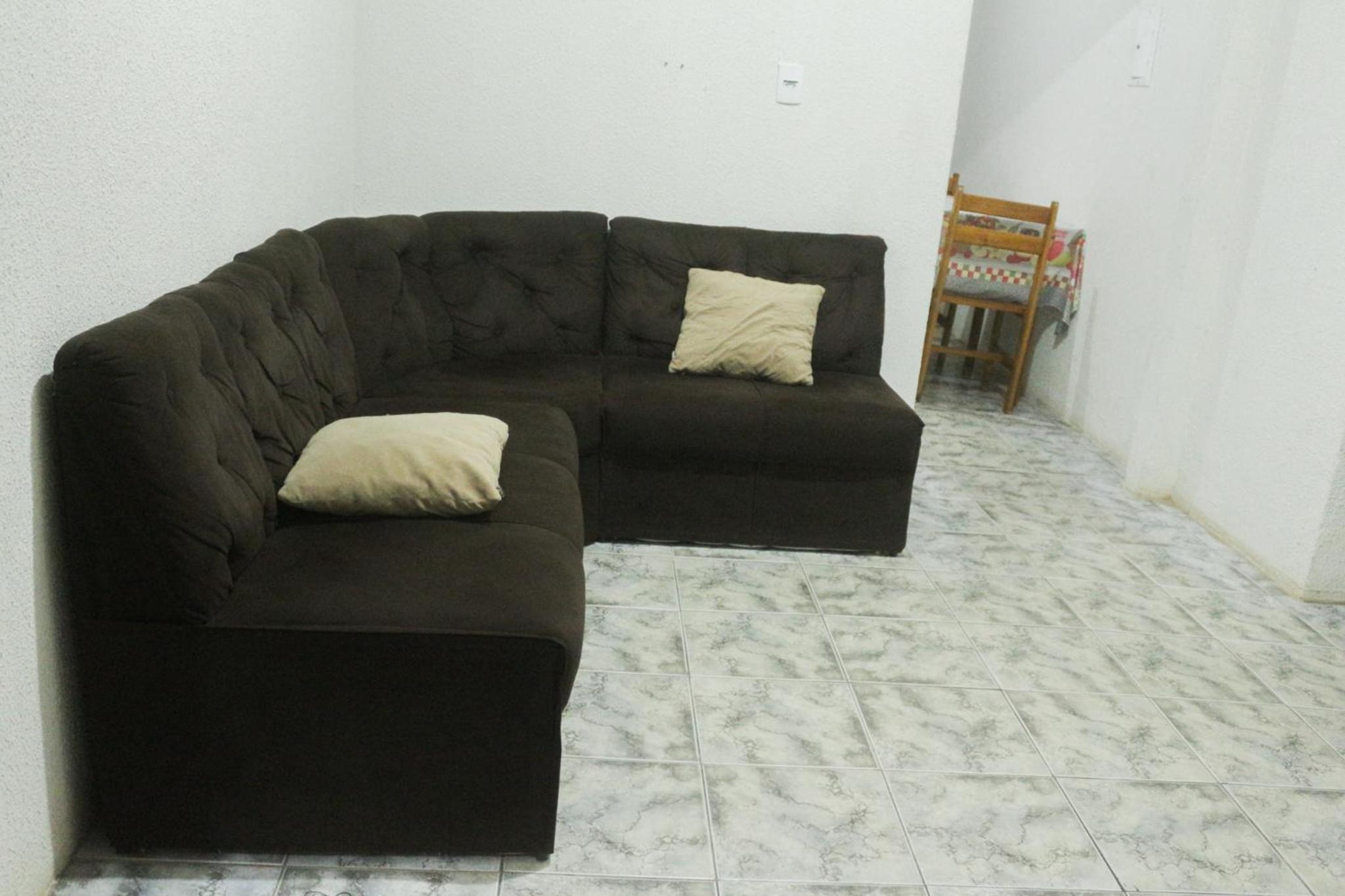 Apartamento Inteiro Central 2 Quartos e Kitnet Inteira 01 quarto