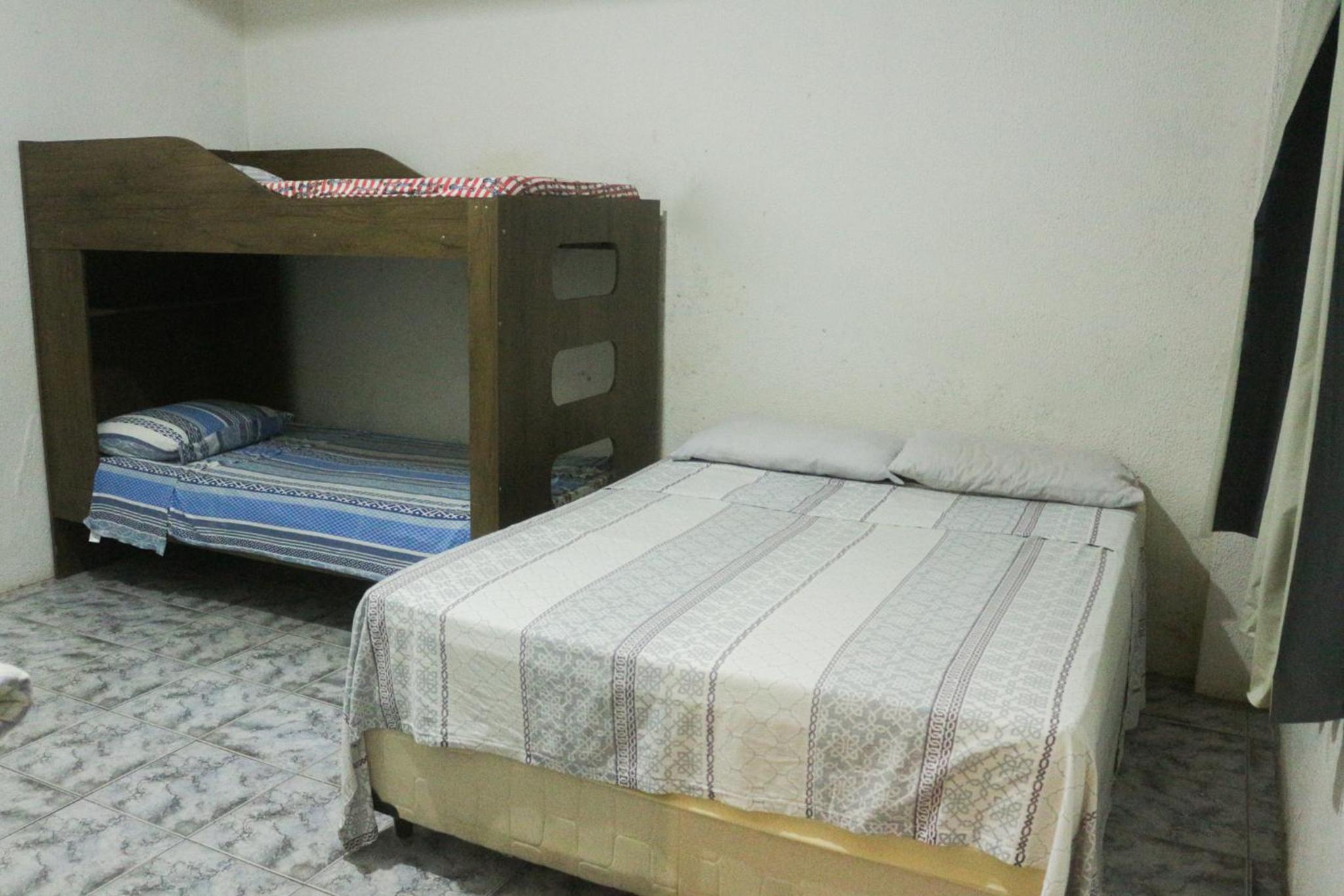 Apartamento Inteiro Central 2 Quartos e Kitnet Inteira 01 quarto