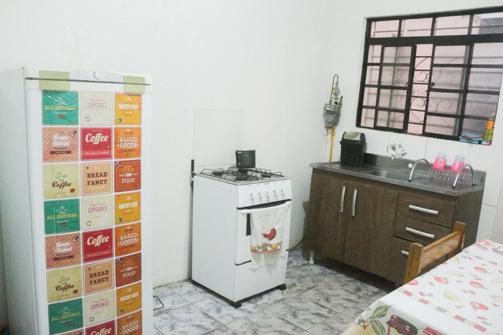 Apartamento Inteiro Central 2 Quartos e Kitnet Inteira 01 quarto