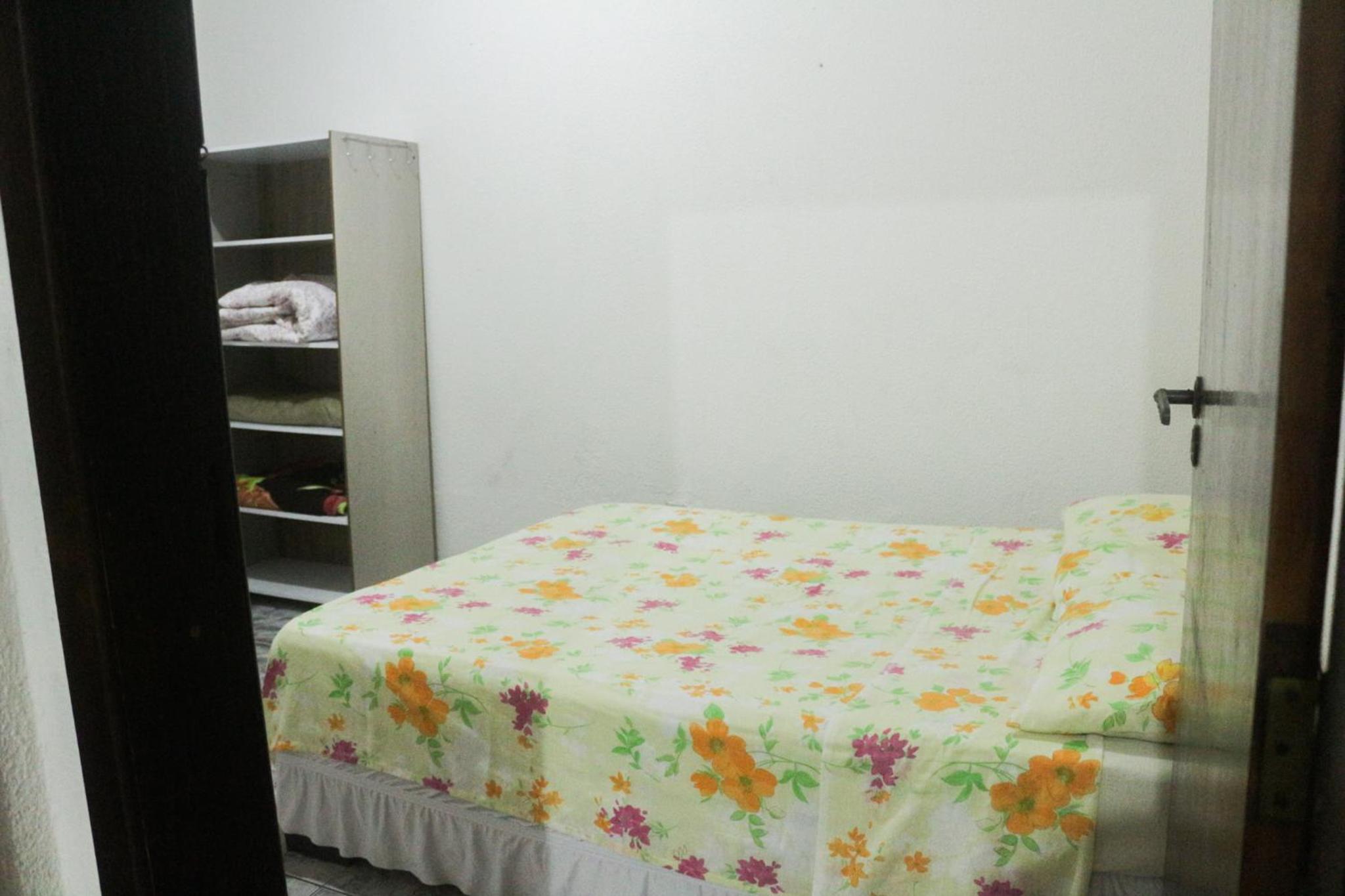 Apartamento Inteiro Central 2 Quartos e Kitnet Inteira 01 quarto