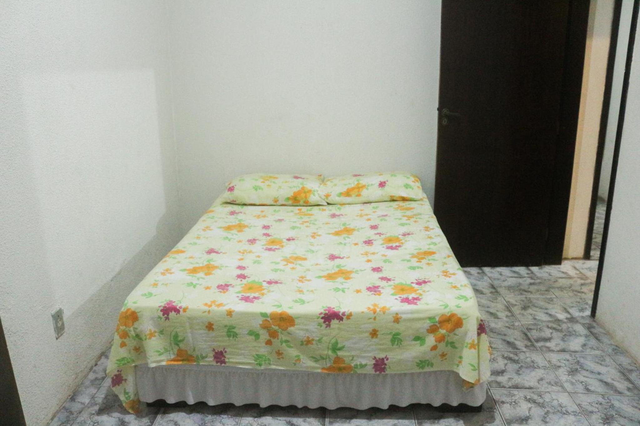Apartamento Inteiro Central 2 Quartos e Kitnet Inteira 01 quarto