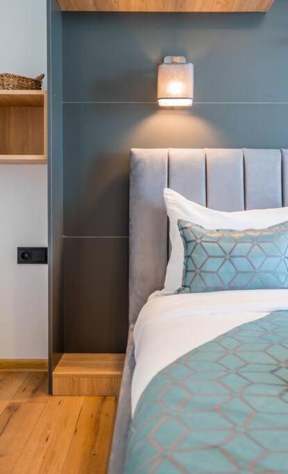 Spacious 2-bed. Perfect for family & friends view 4
