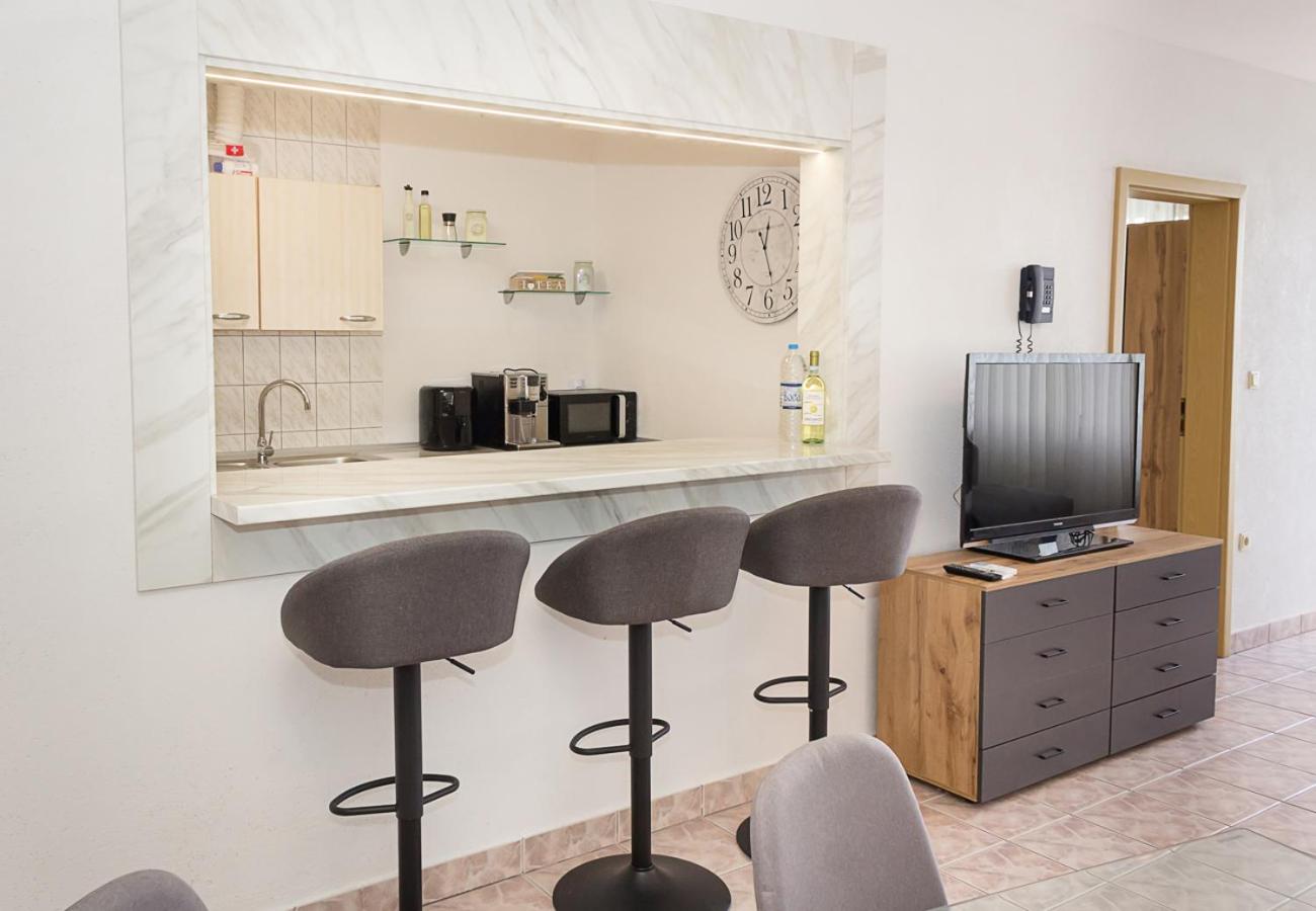 Two Identical Designer 2BD Flats with Sea View in Balchik by Flat Mаnager