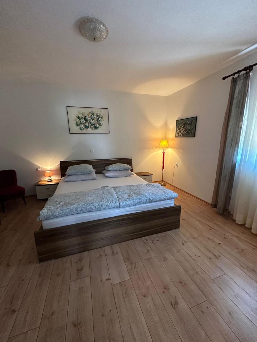 Apartmani Suzana view 3