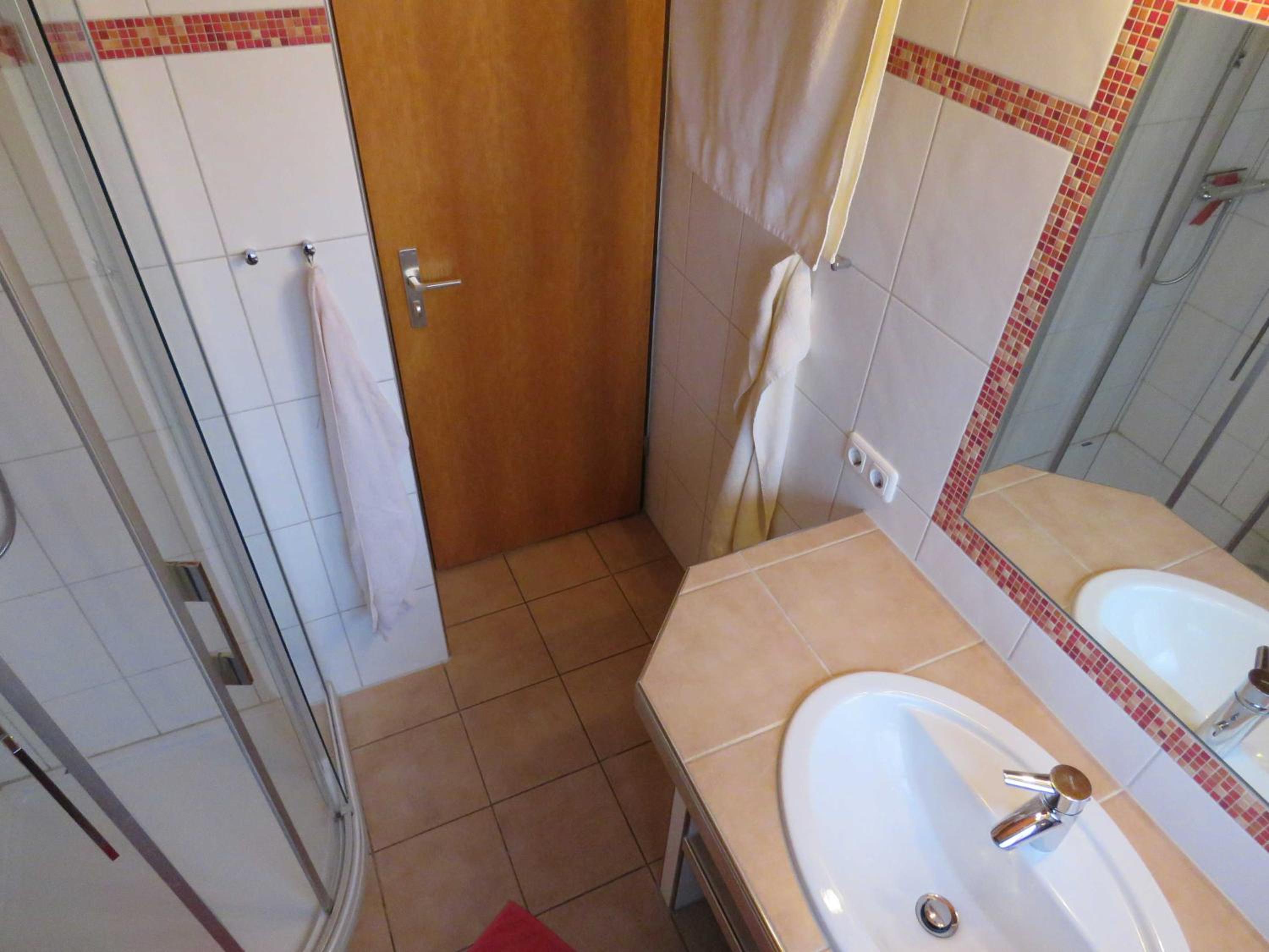 Photo 38