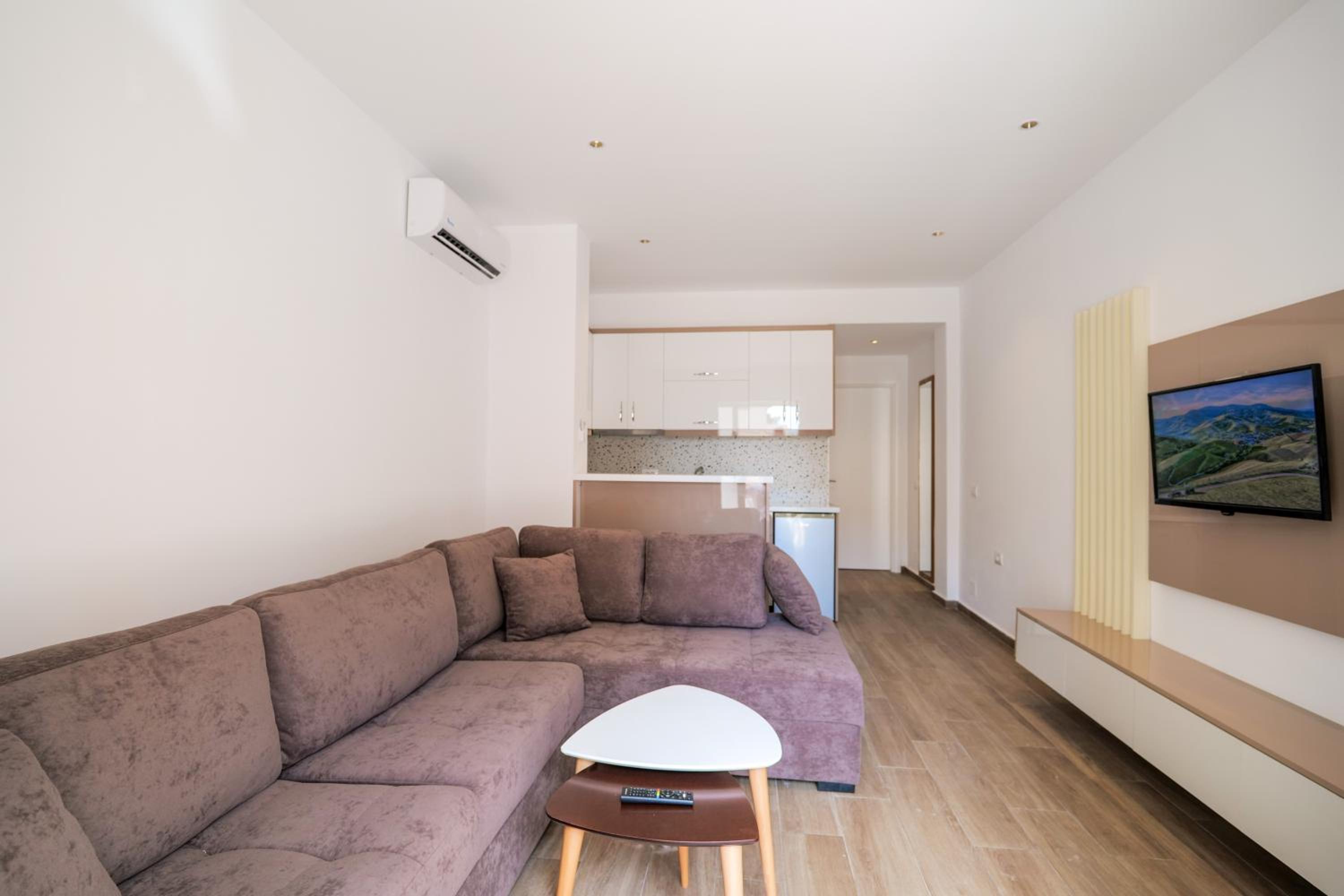 Ajlina Apartments