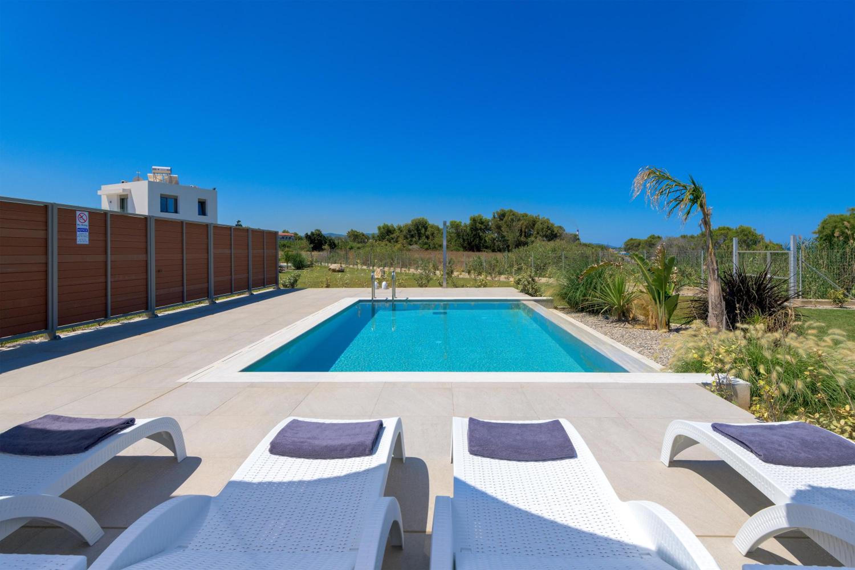 Panaxia Villas