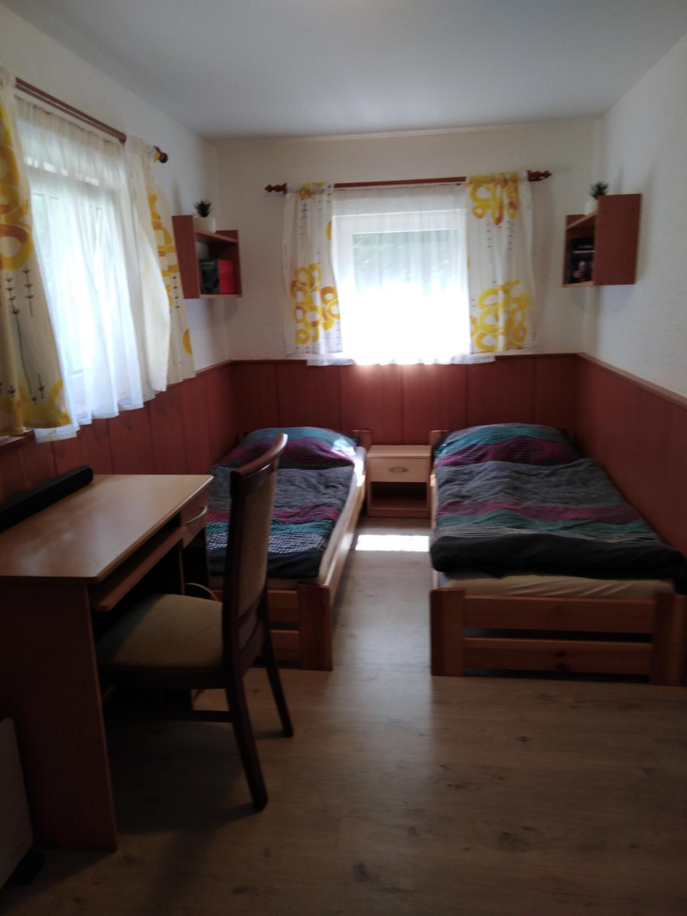 Photo 8