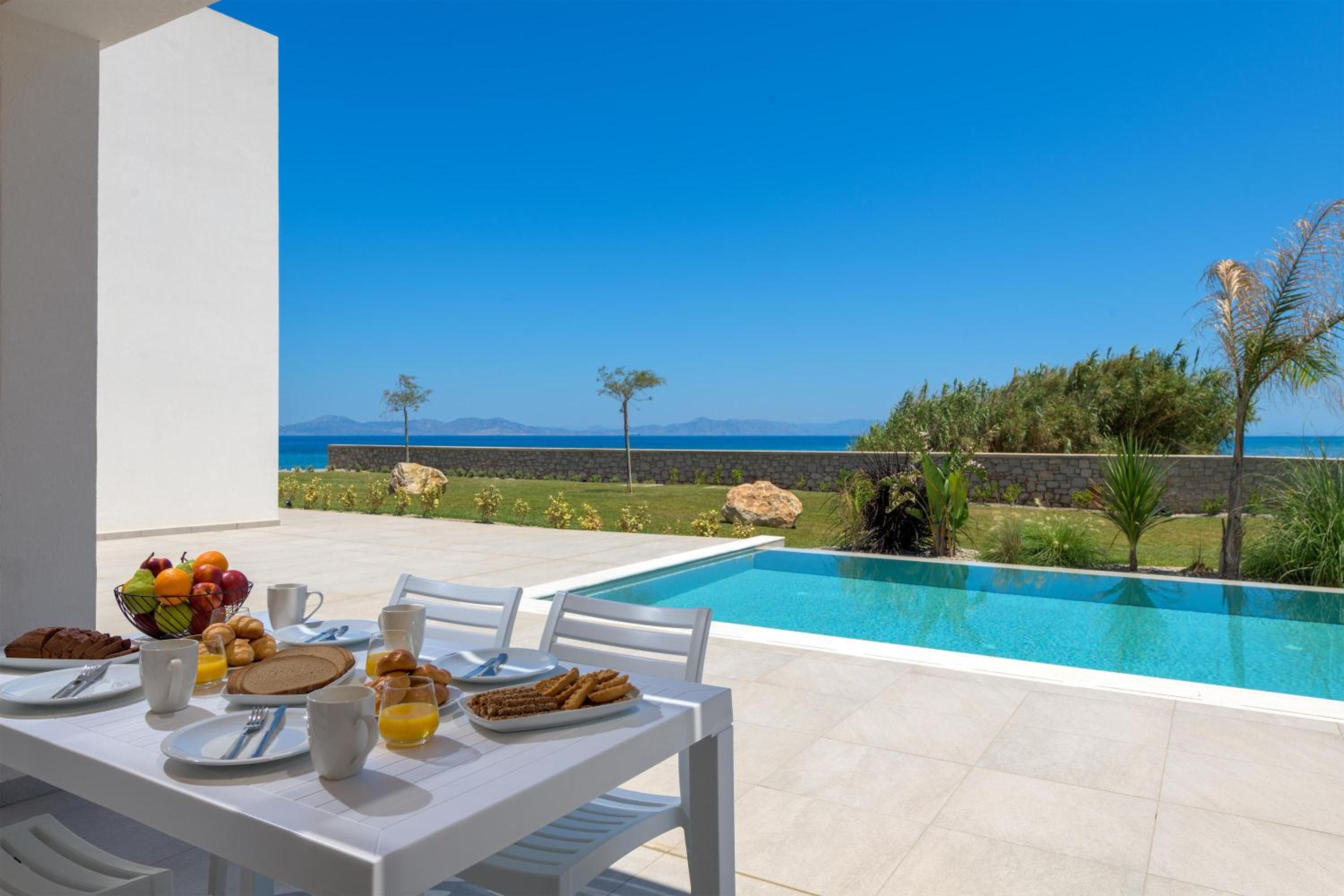 Panaxia Villas