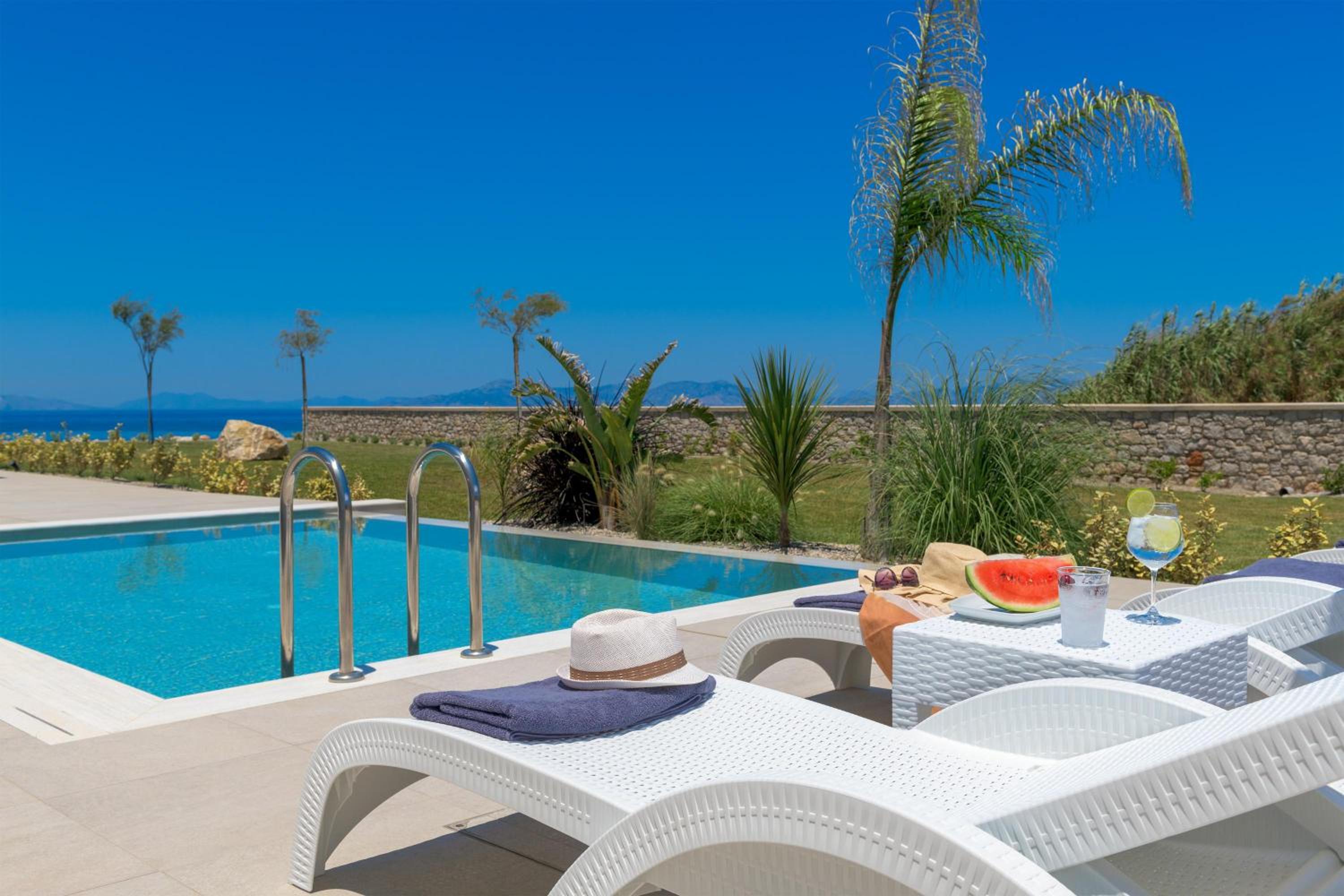 Panaxia Villas