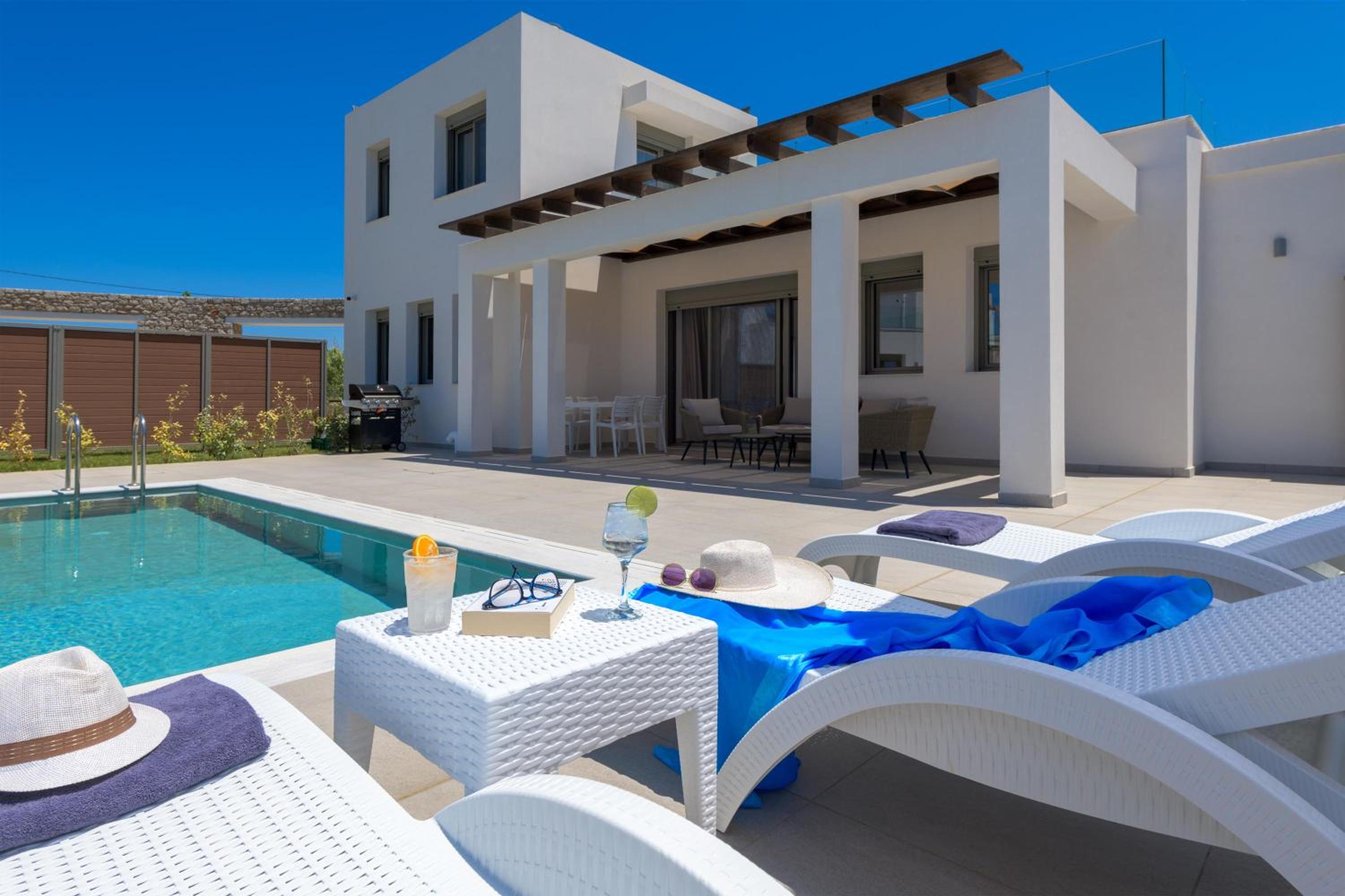 Panaxia Villas