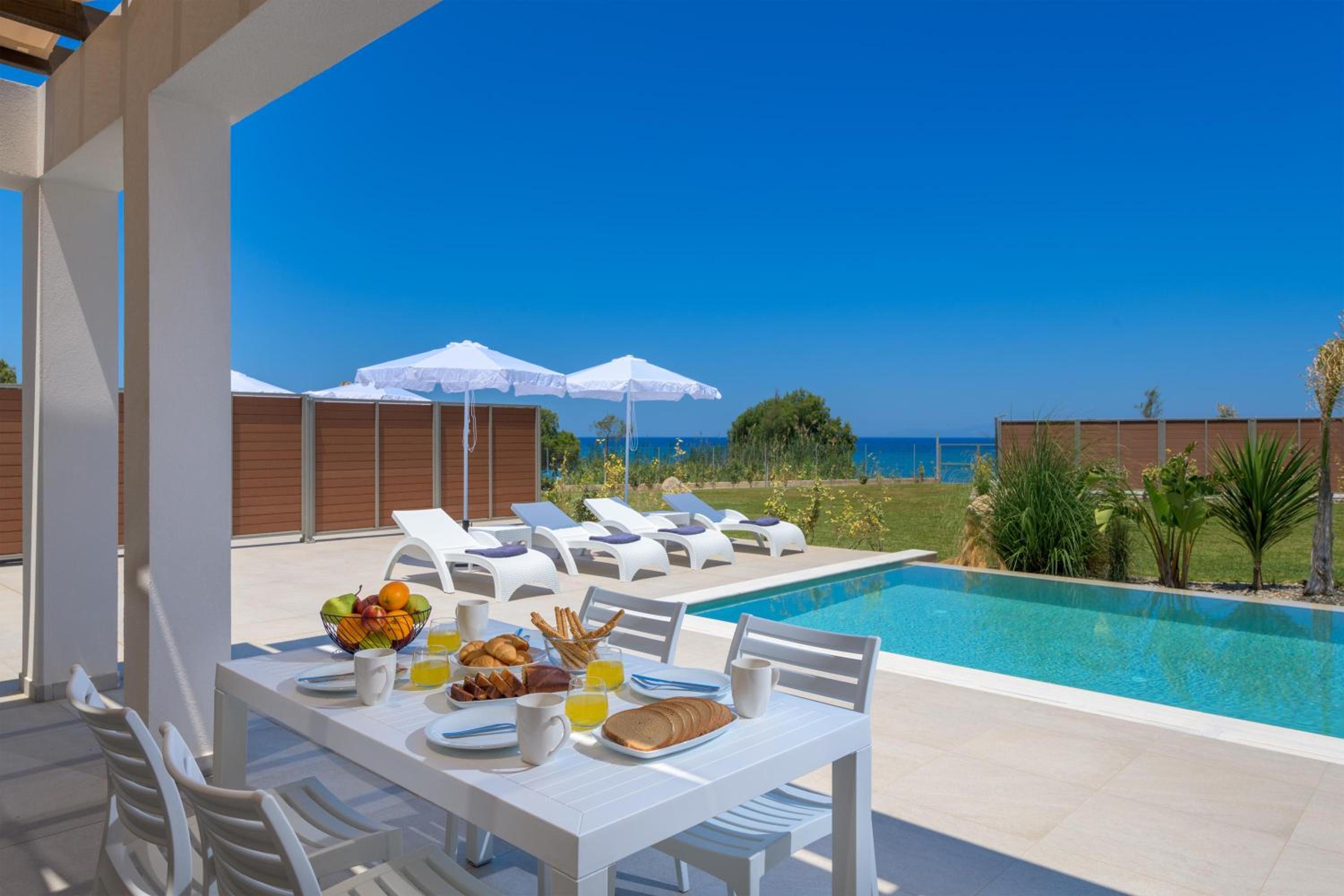 Panaxia Villas