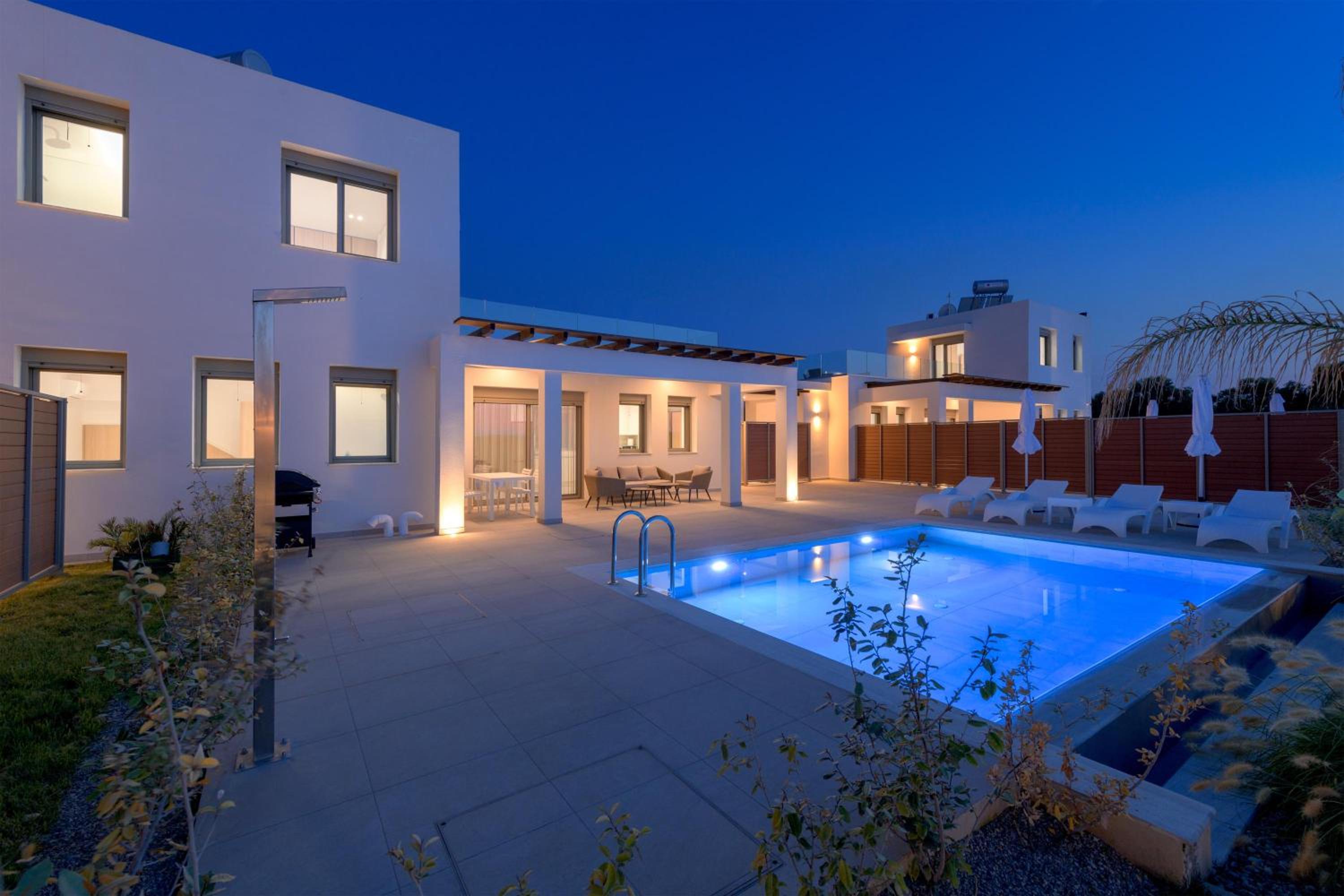 Panaxia Villas