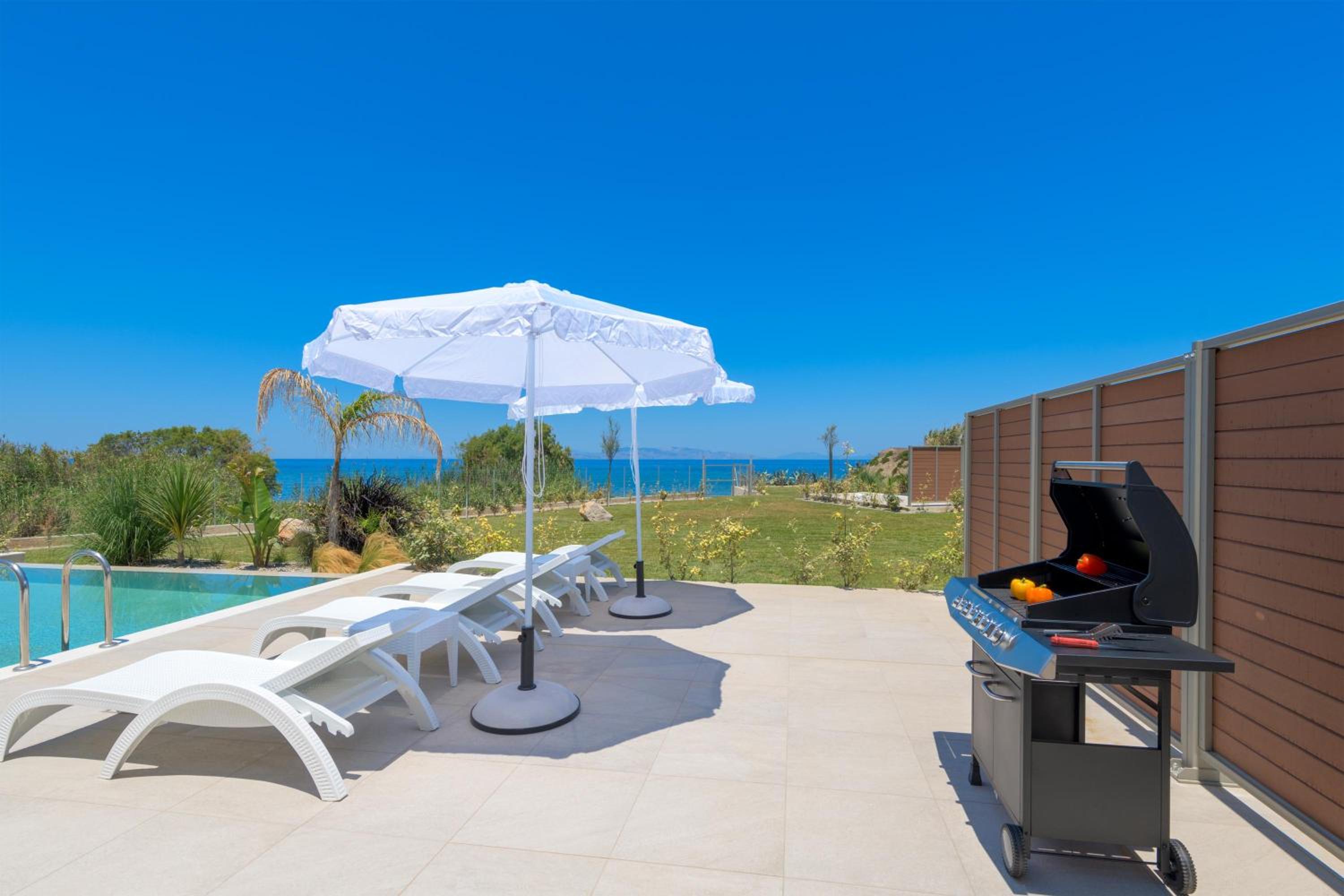 Panaxia Villas