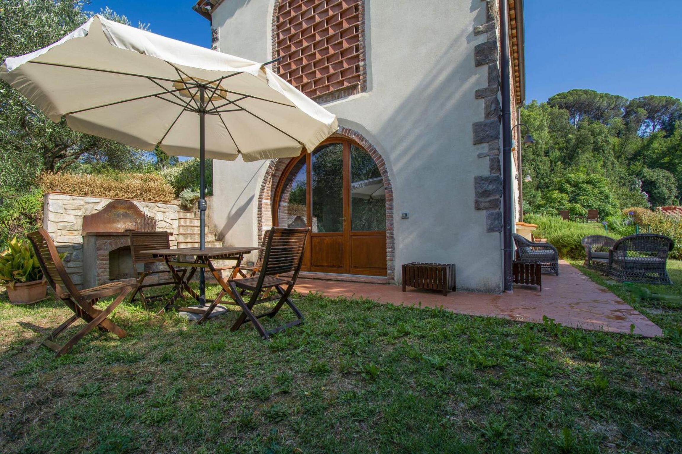 Villa Fraiano view 3