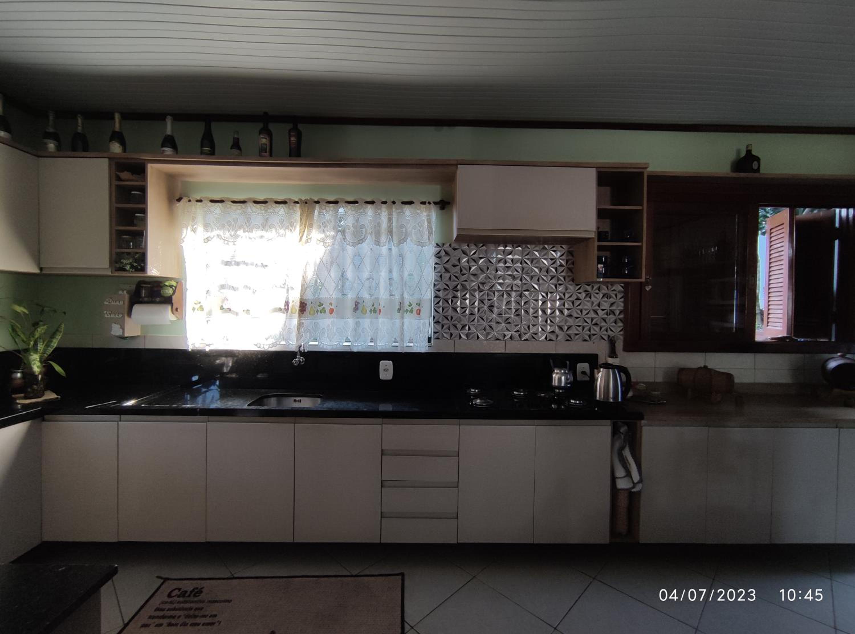 Quarto, piscina e acesso exclusivo