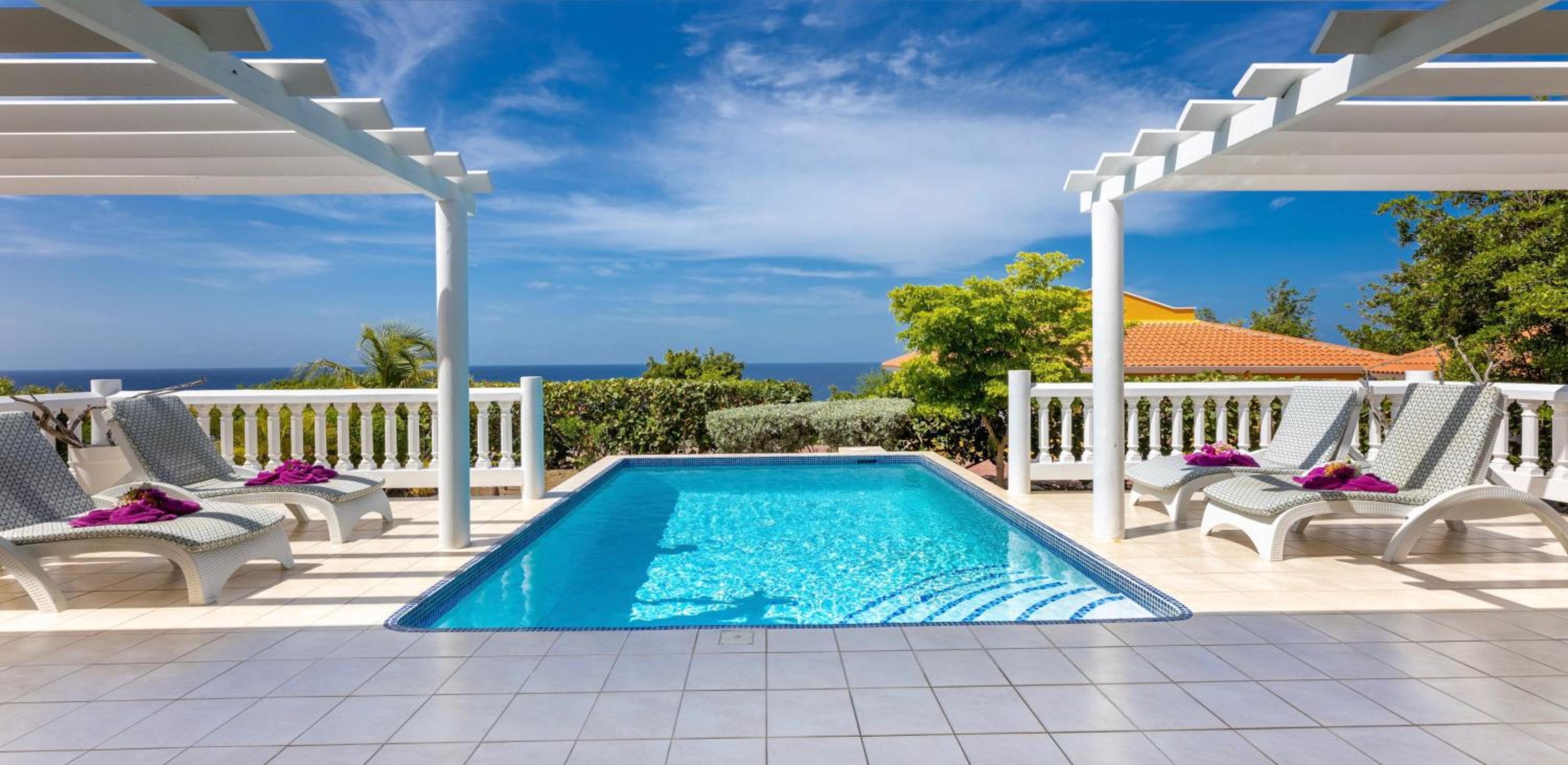 Coral Estate Rentals