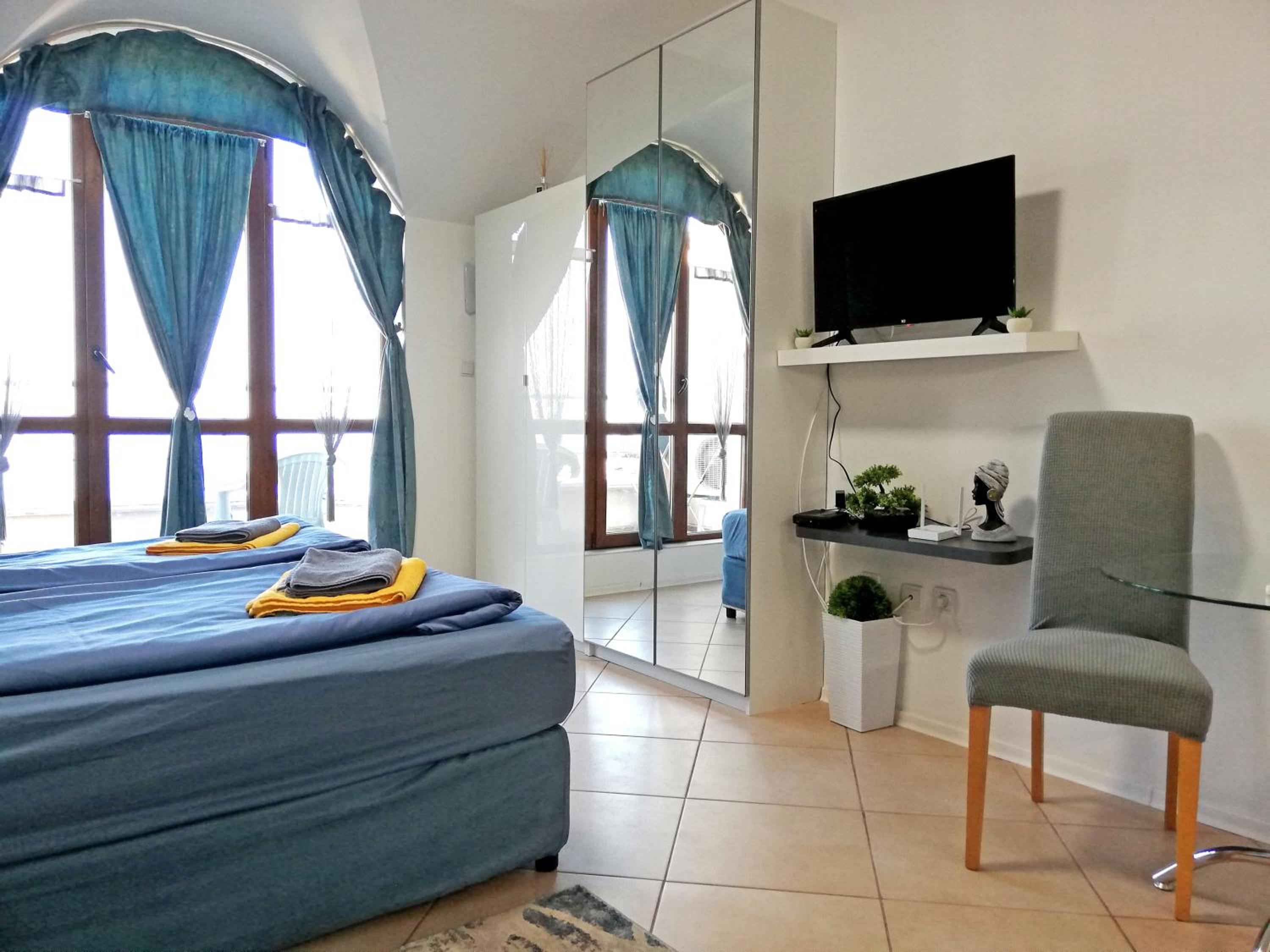 Black sea Narcissus - quiet studio with amazing sea view