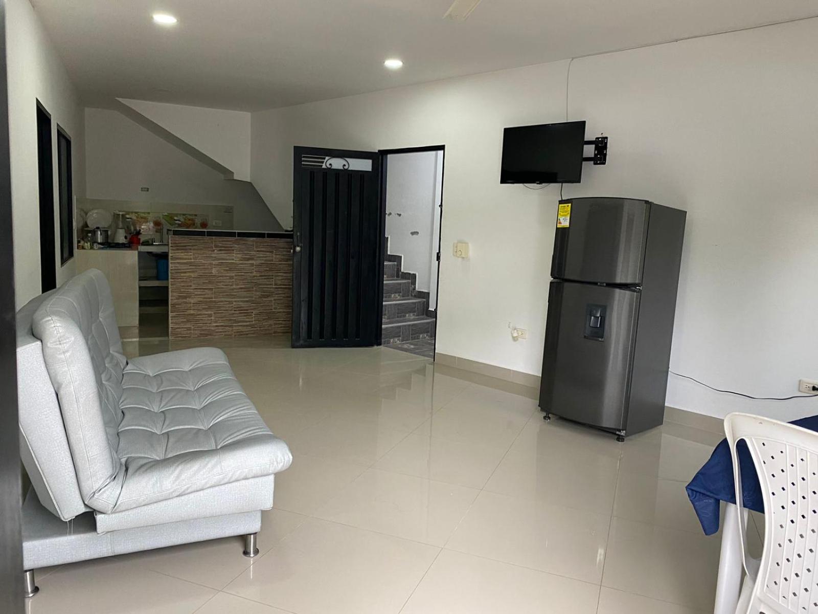 APARTAMENTO EN DORADAL A 12 minutos de Nápoles