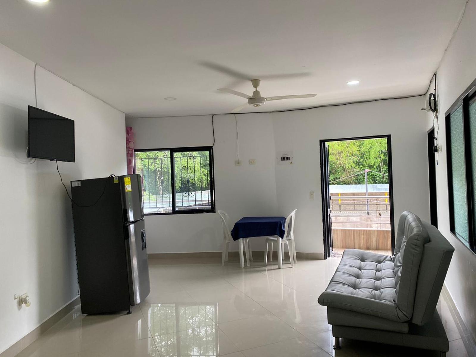 APARTAMENTO EN DORADAL A 12 minutos de Nápoles