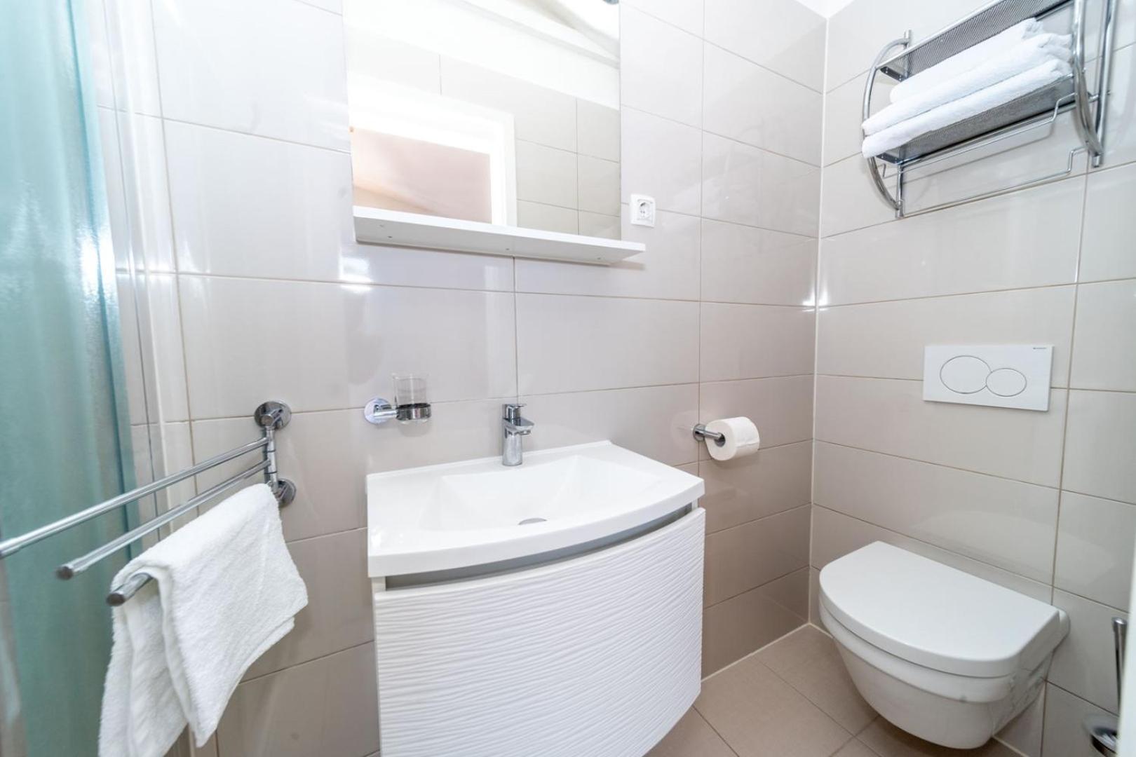 Apartments Pende 3122 view 4