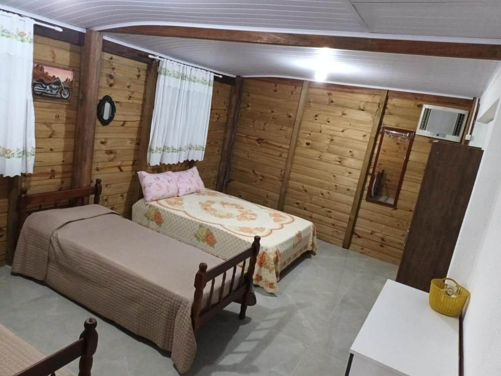 Casa 600mt da praia, com 3 quartos sendo 2 suites Gravatá