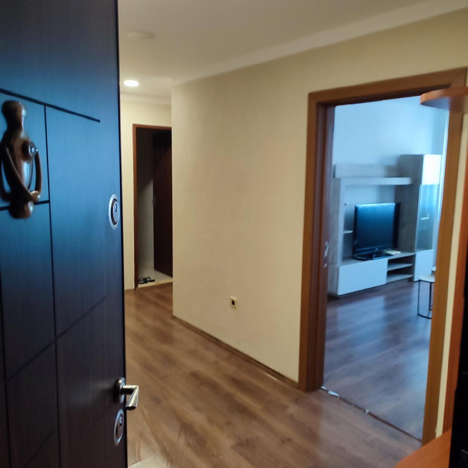 Eleny home