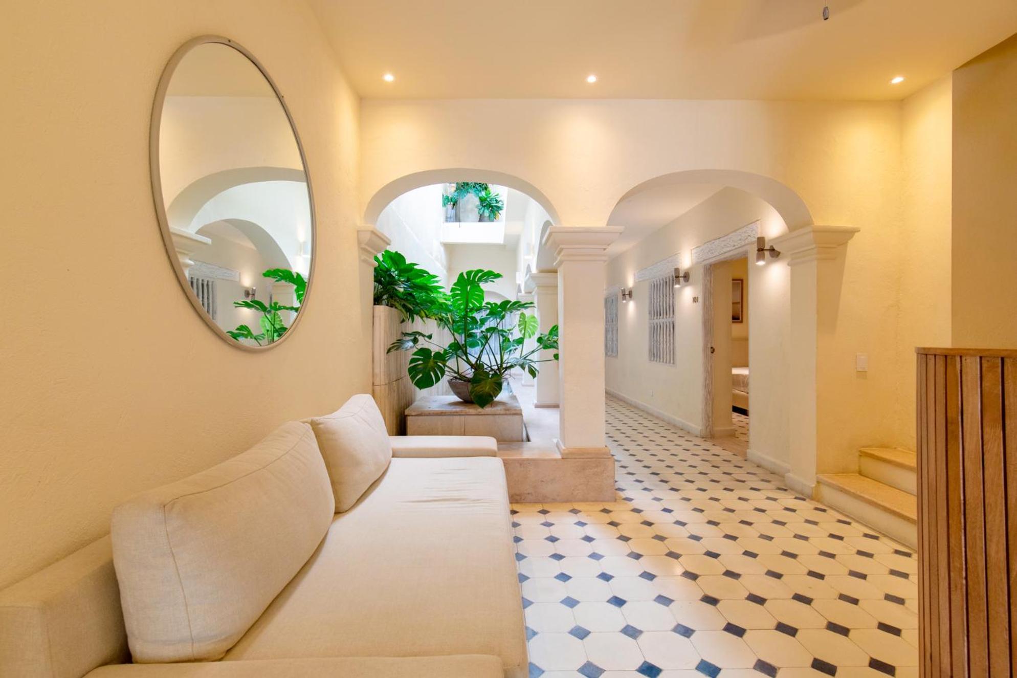 B Haus Hotel Boutique - Property Image 4