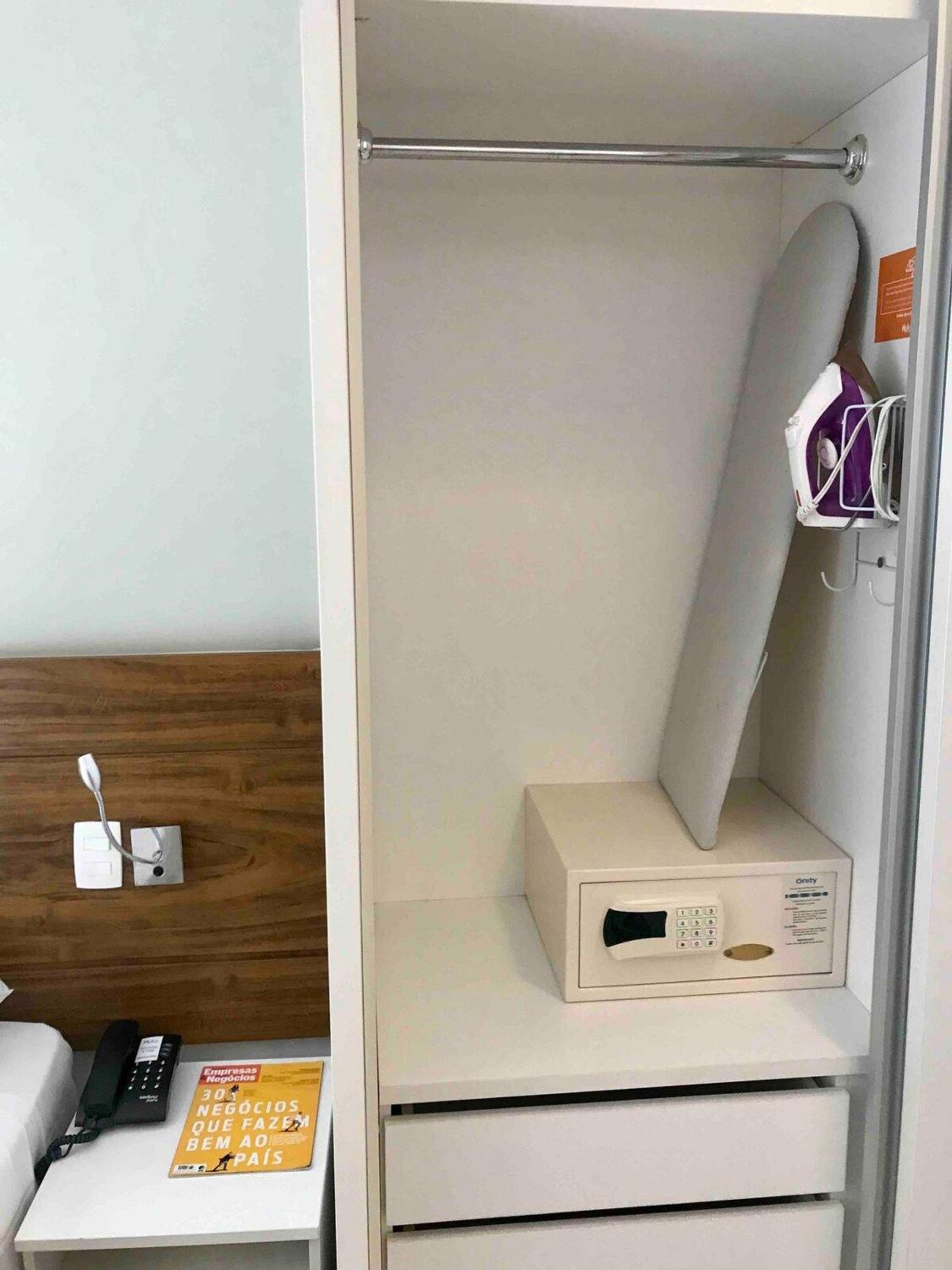 F1103 FC Flat área central próximo o consulado