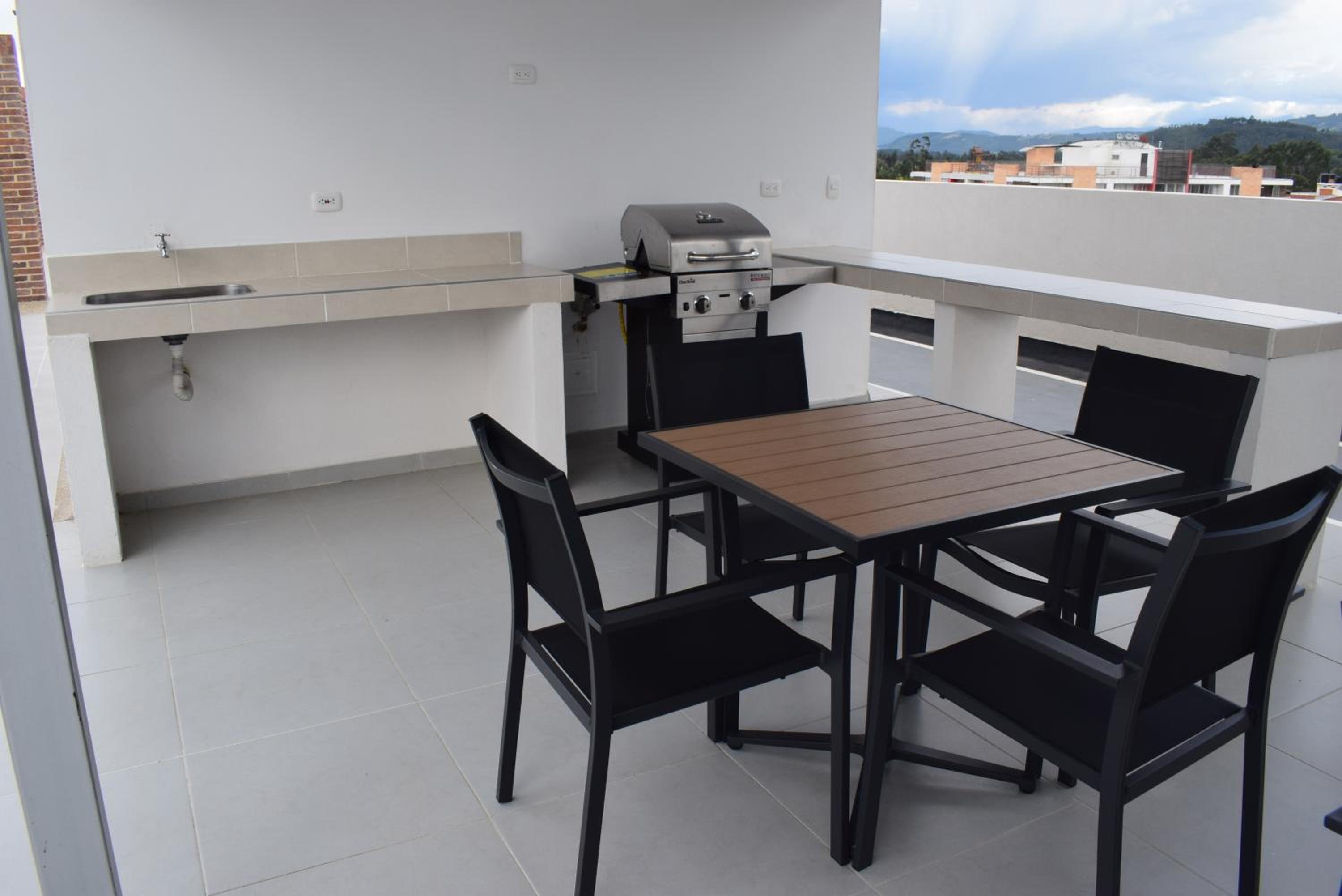 Apartamento lujoso junto al lago