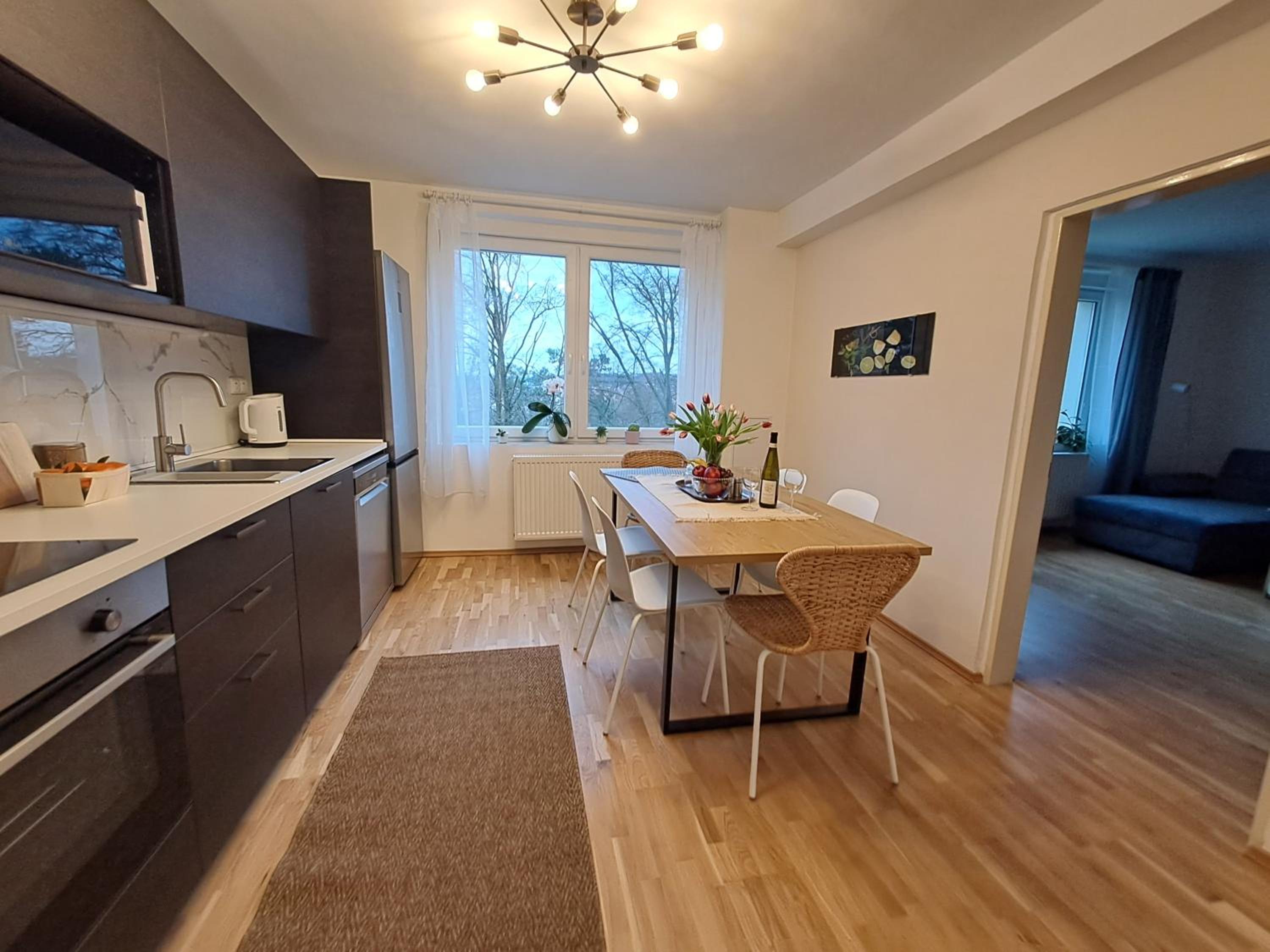 Apartmánový dům se zahradou v klidné části Prahy