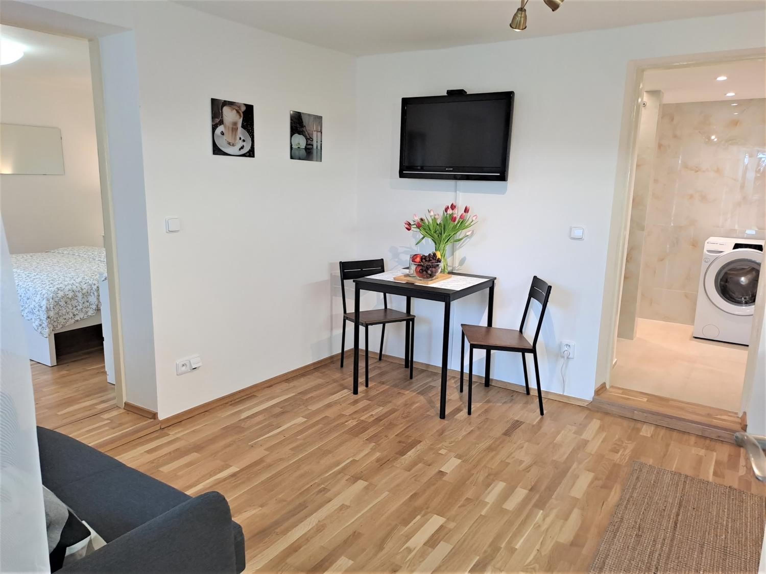 Apartmánový dům se zahradou v klidné části Prahy