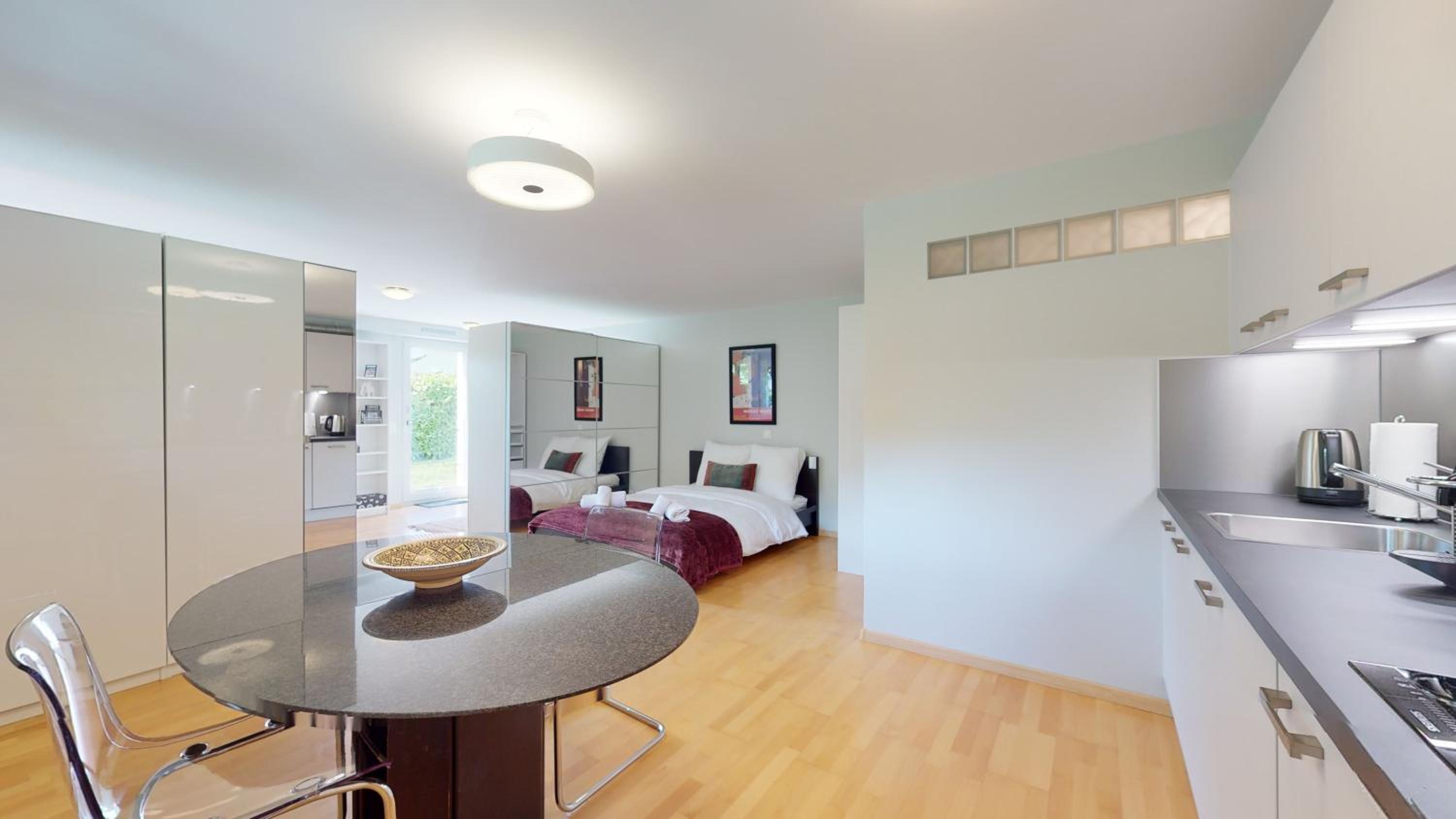 Spacious studio in a quiet area of Sierre