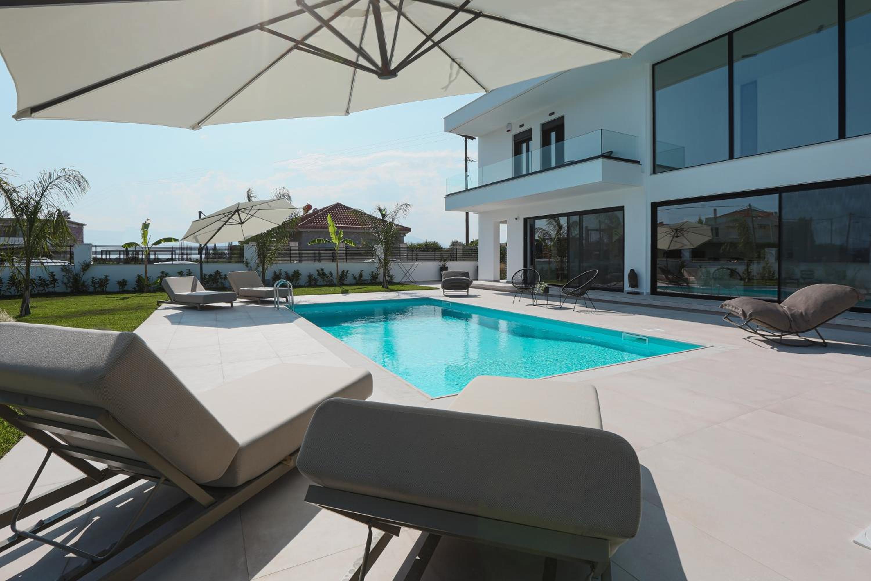 Sunshine Villa