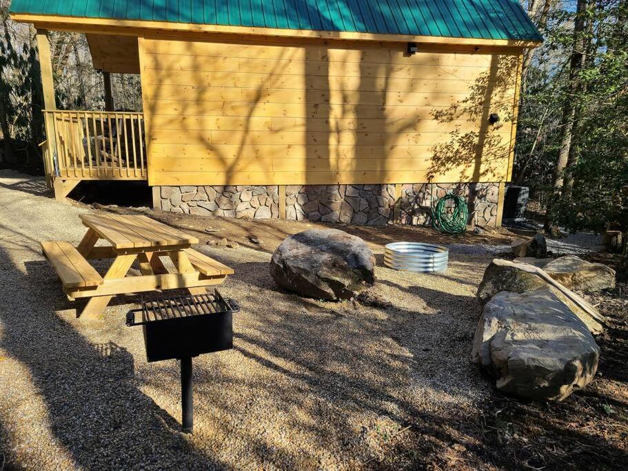 Laurel Haven a Modern Cabin Retreat near Gatlinburg view 3