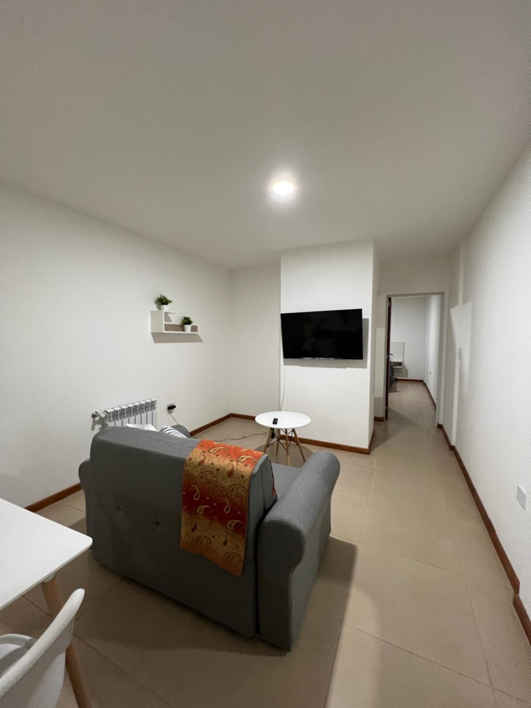 Apartamento a metros de la costanera y el lago