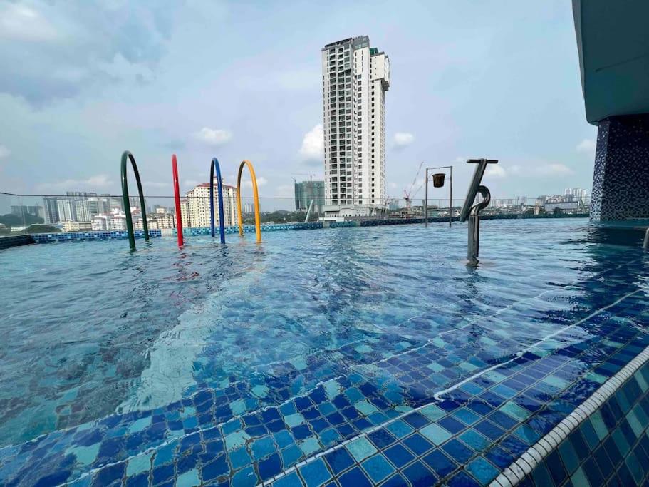 Bliss Cool Home 2Rooms 4Pax 1CarPark 24H7D Easy Self Access