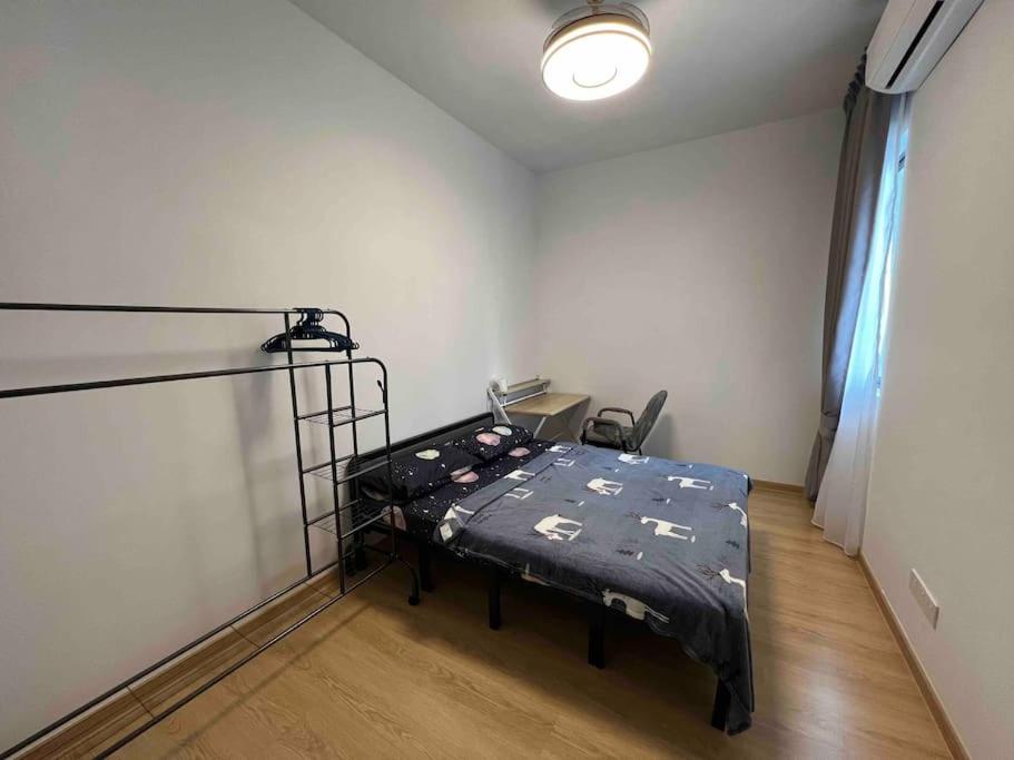 Bliss Cool Home 2Rooms 4Pax 1CarPark 24H7D Easy Self Access