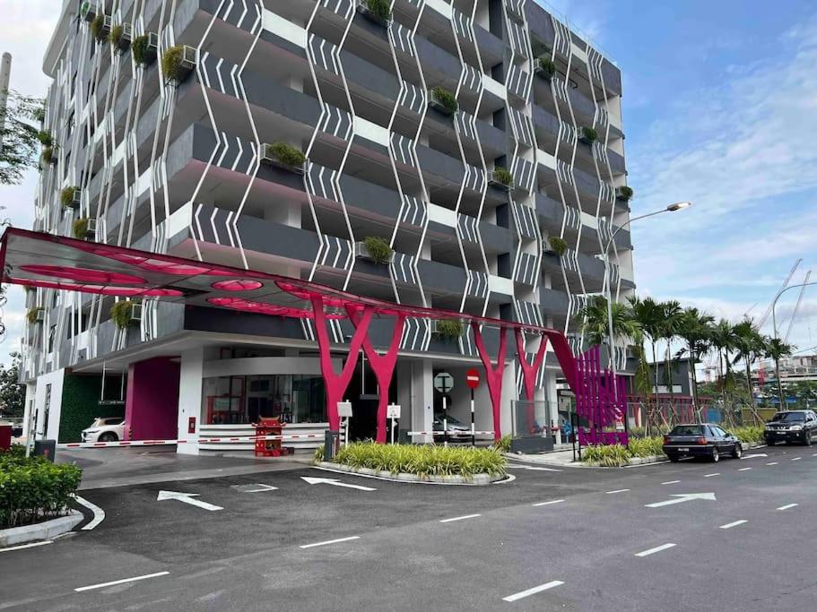 Bliss Cool Home 2Rooms 4Pax 1CarPark 24H7D Easy Self Access