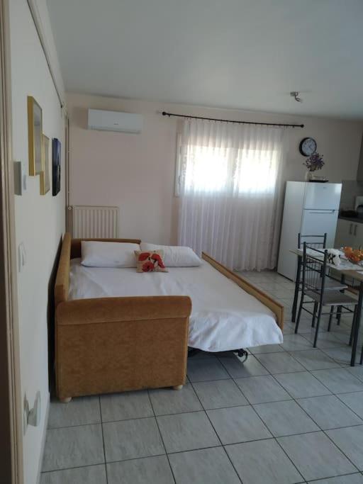 Maria's Modern Apartment , Monemvasia photo 5