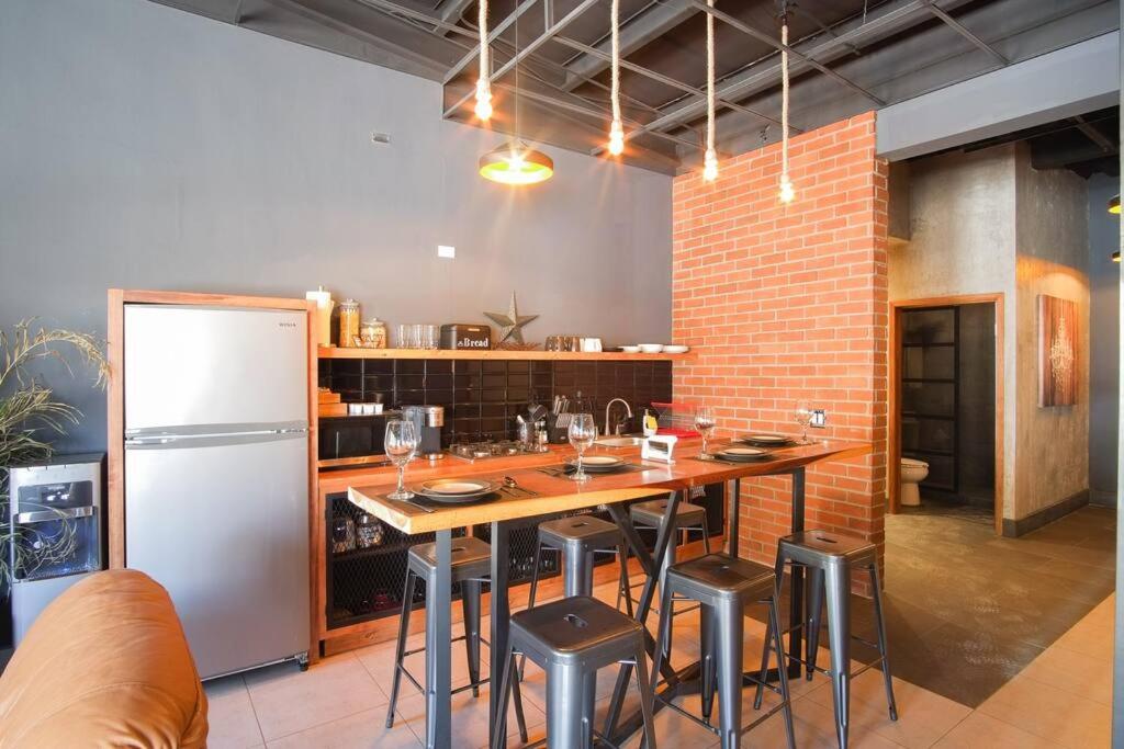 Ensenada Vacations - Brand New Gorgeous Industrial Loft in Downtown Ens - Property Image 43