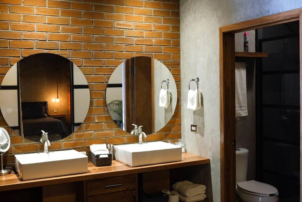 Ensenada Vacations - Brand New Gorgeous Industrial Loft in Downtown Ens - Property Image 13