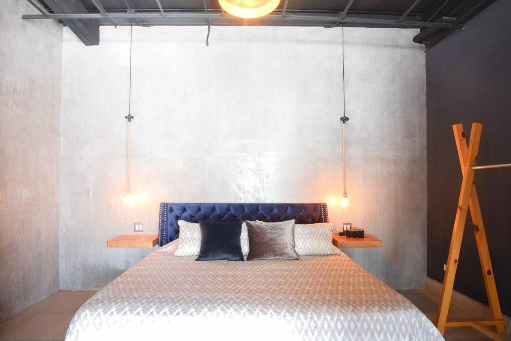 Ensenada Vacations - Brand New Gorgeous Industrial Loft in Downtown Ens - Property Image 9